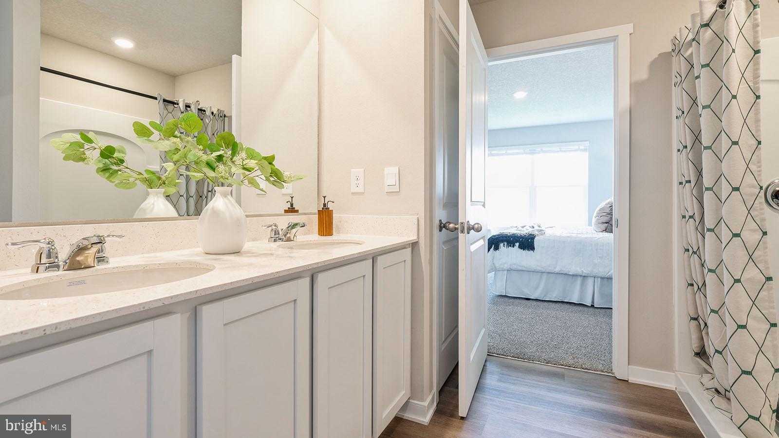 206 Lindsey Dr photo 6