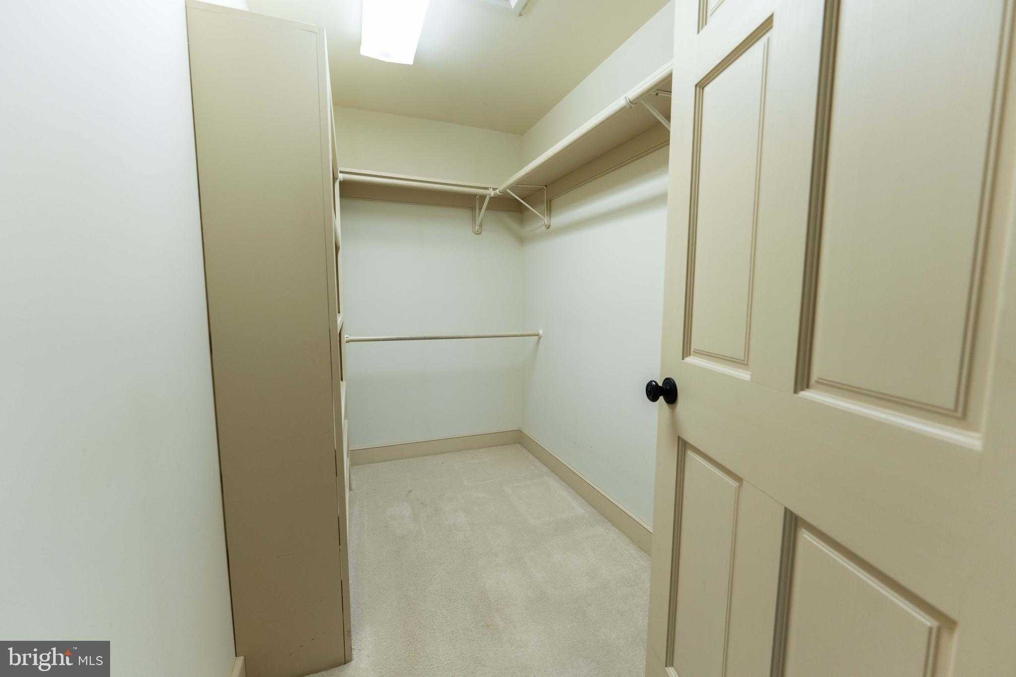 1122 W Trindle Rd photo 28