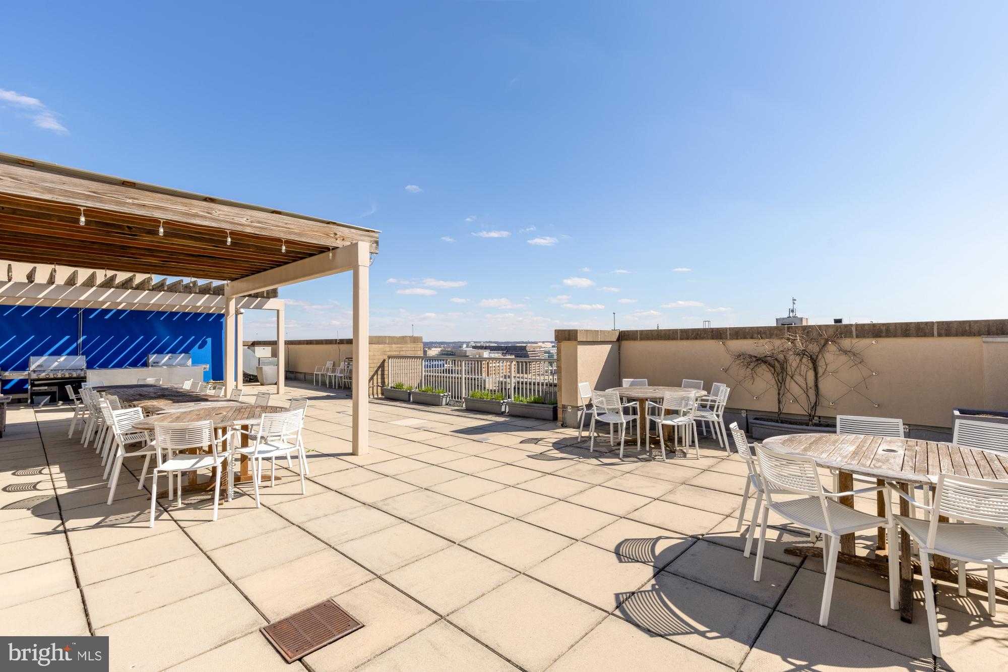 811 4th St NW Unit 1207 photo 27