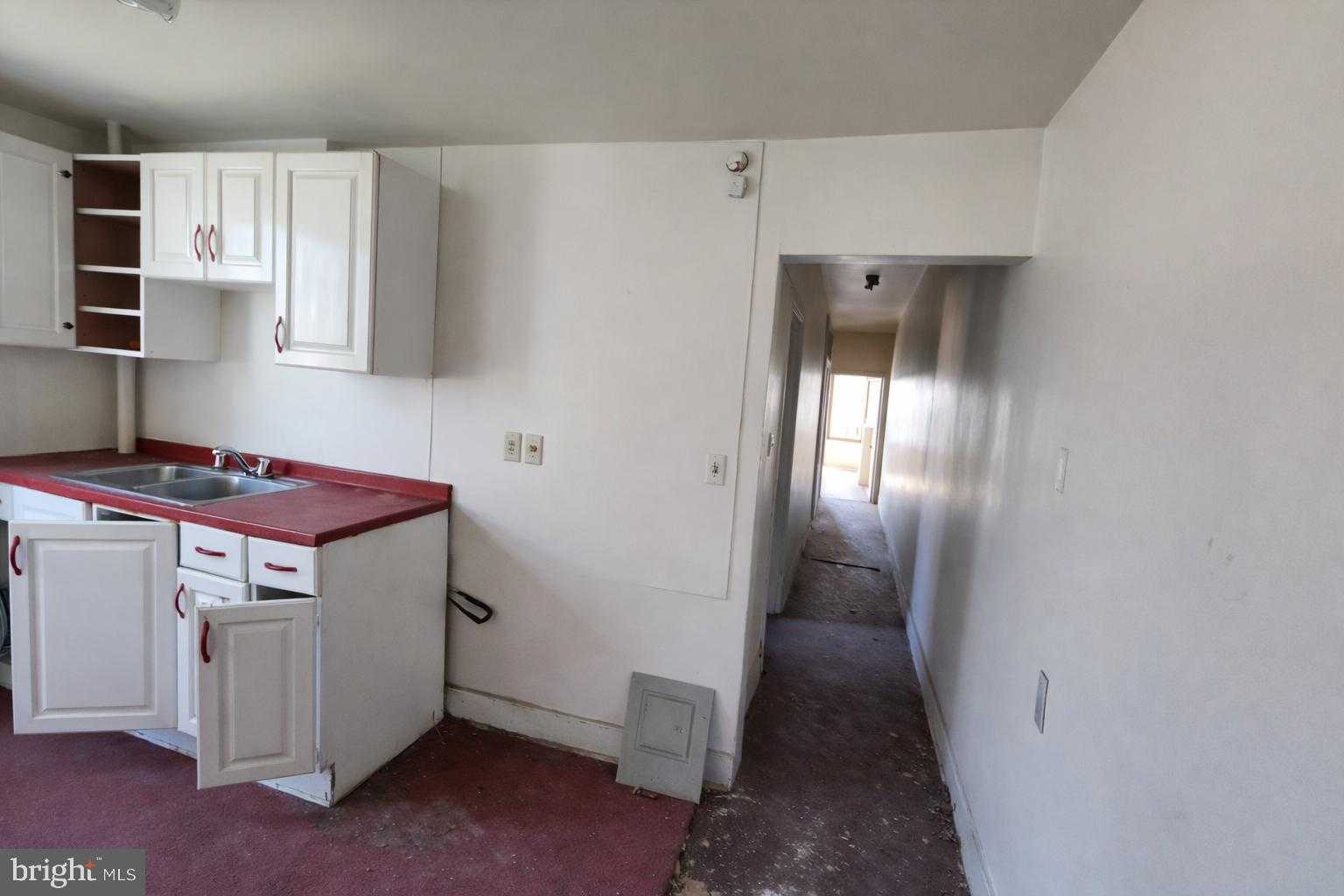 1934 N Washington St photo 26