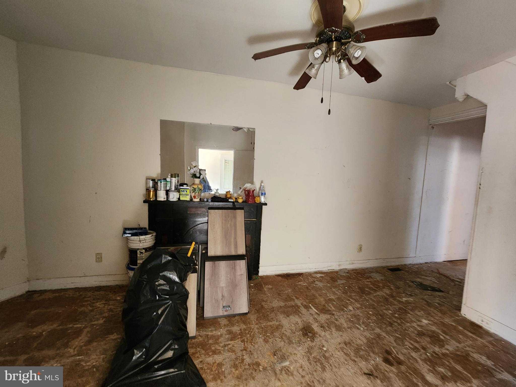 1934 N Washington St photo 8