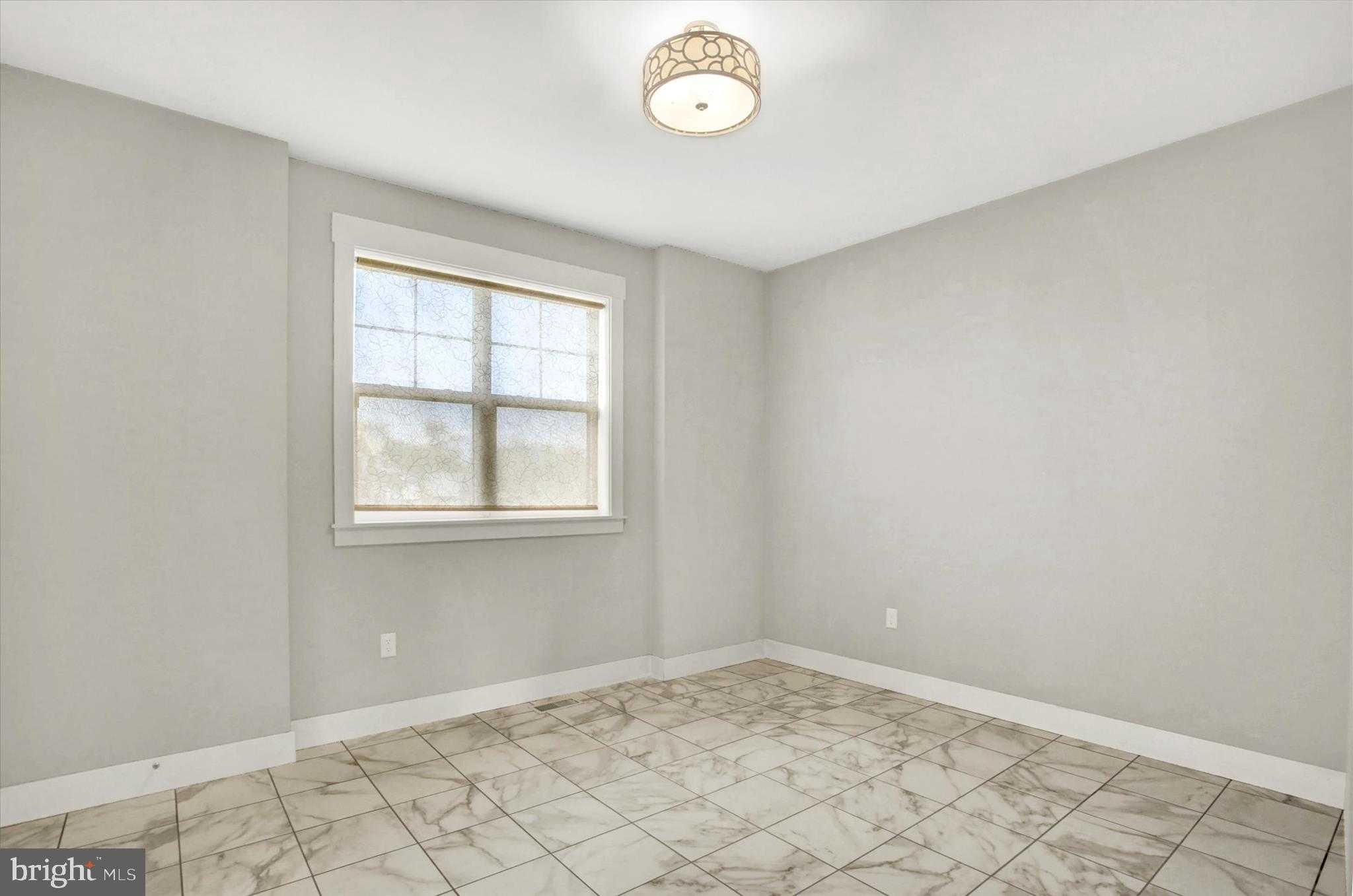 117 Steven Dr photo 18