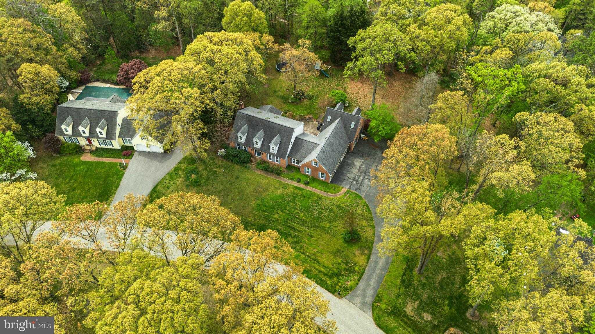 230 Ambleside Dr photo 46