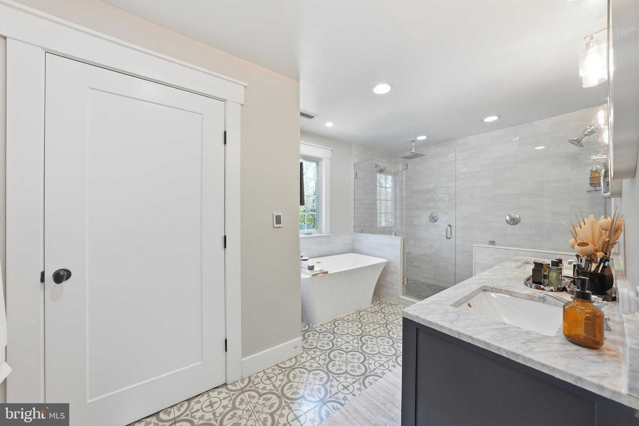 7739 Schelhorn Rd photo 43