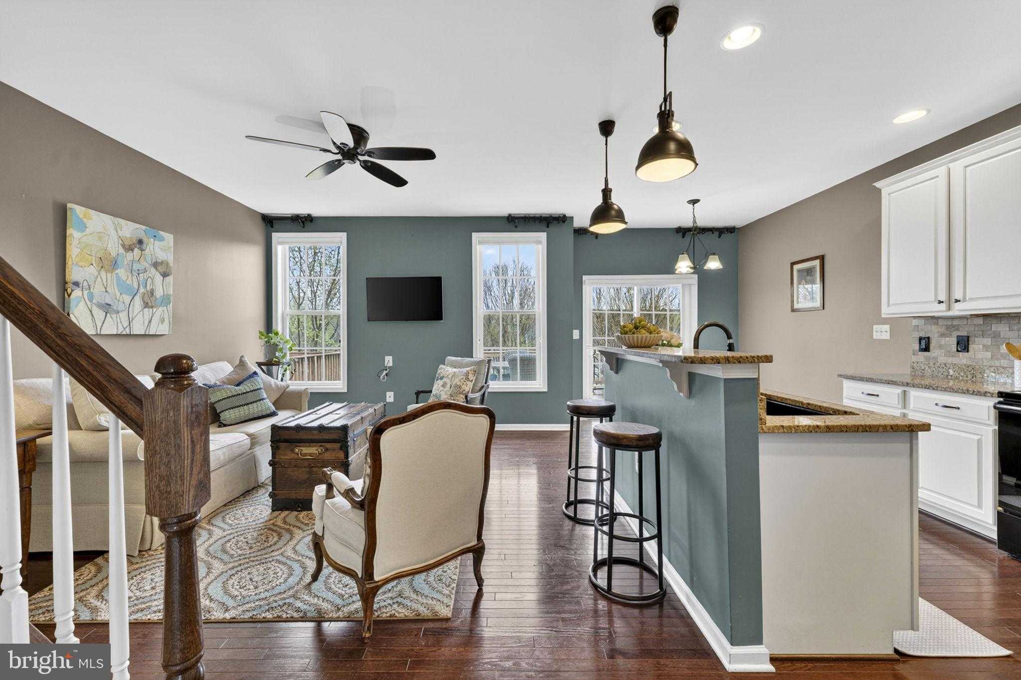 206 Croft Sq photo 10