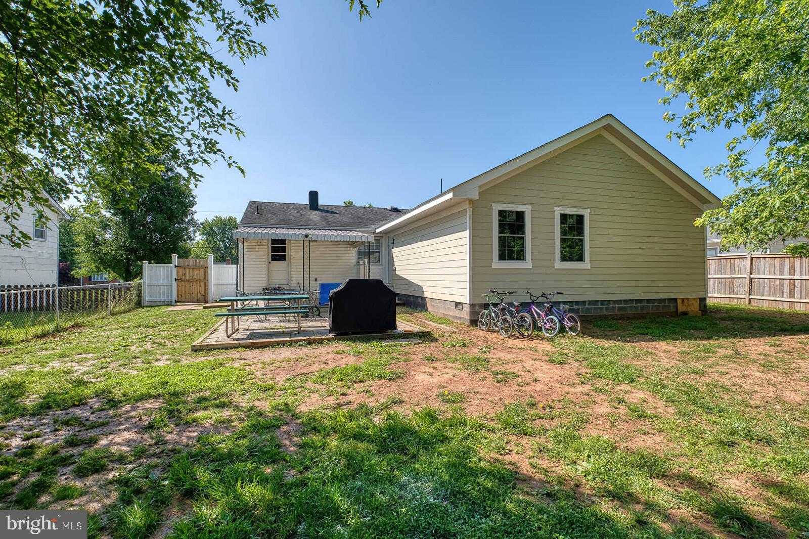 9444 Lafayette Ave photo 24