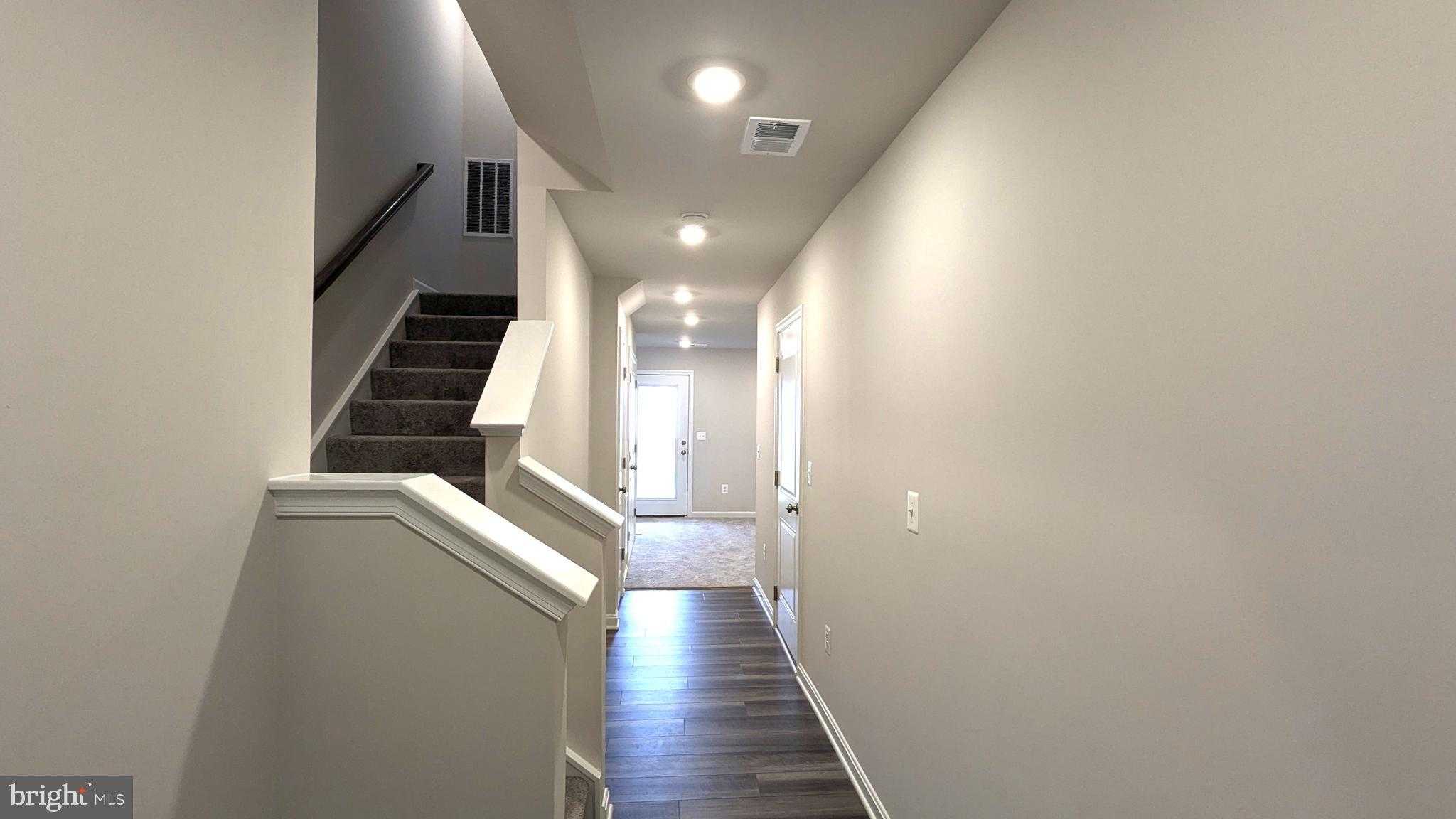 114 Telluride Way photo 3