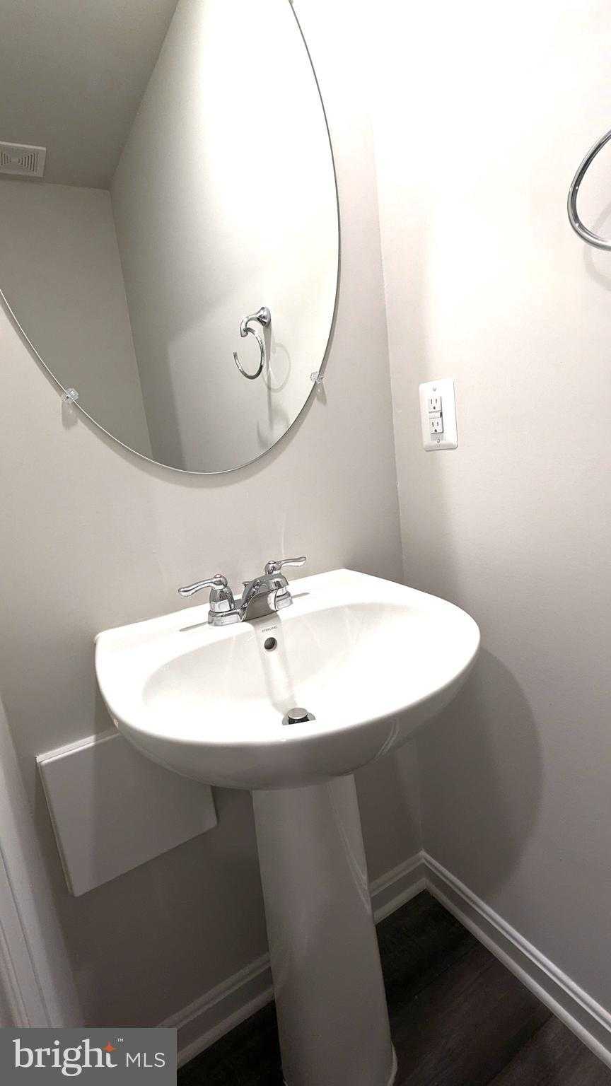 114 Telluride Way photo 4