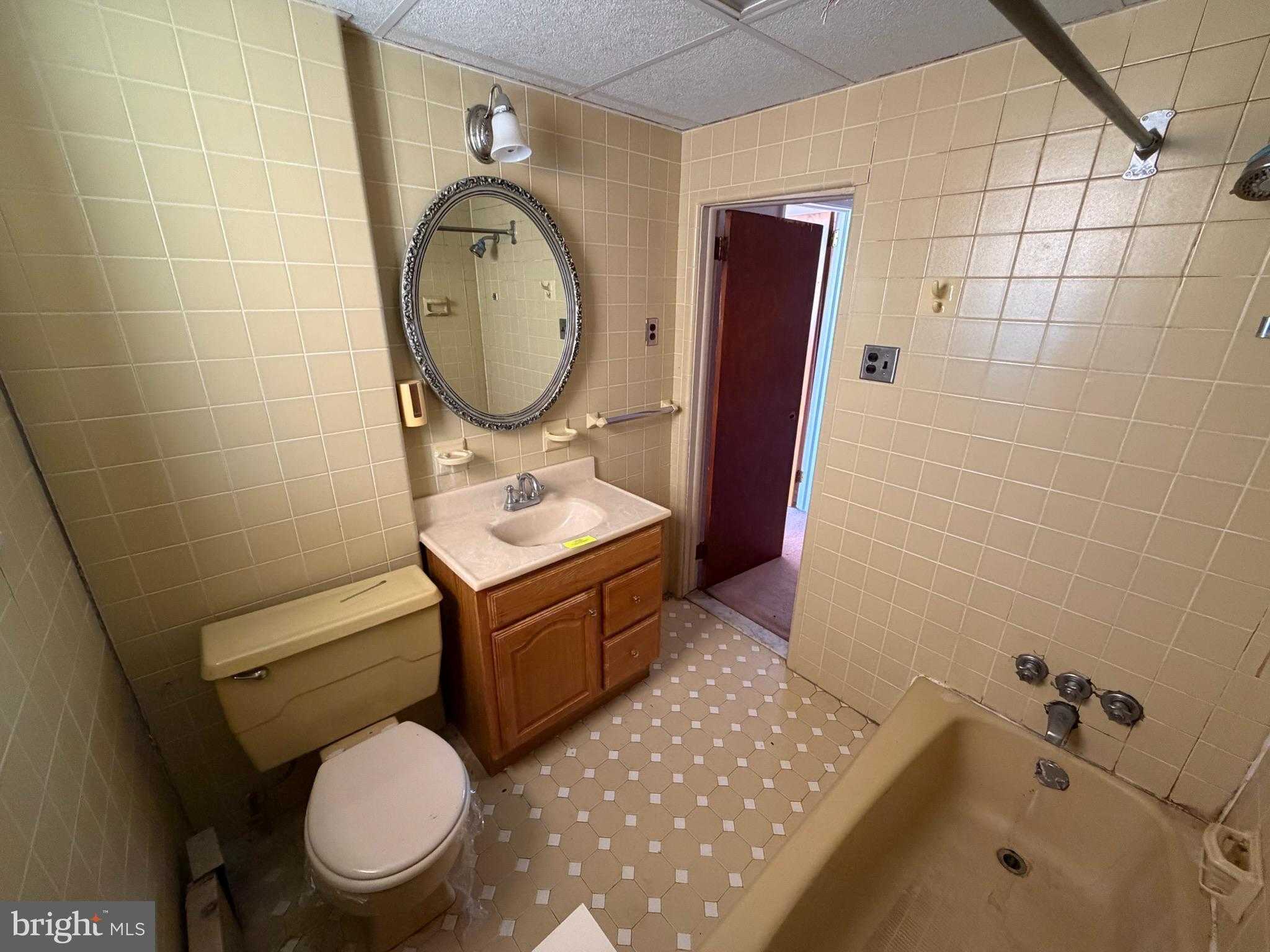 2716 S 10th St photo 28