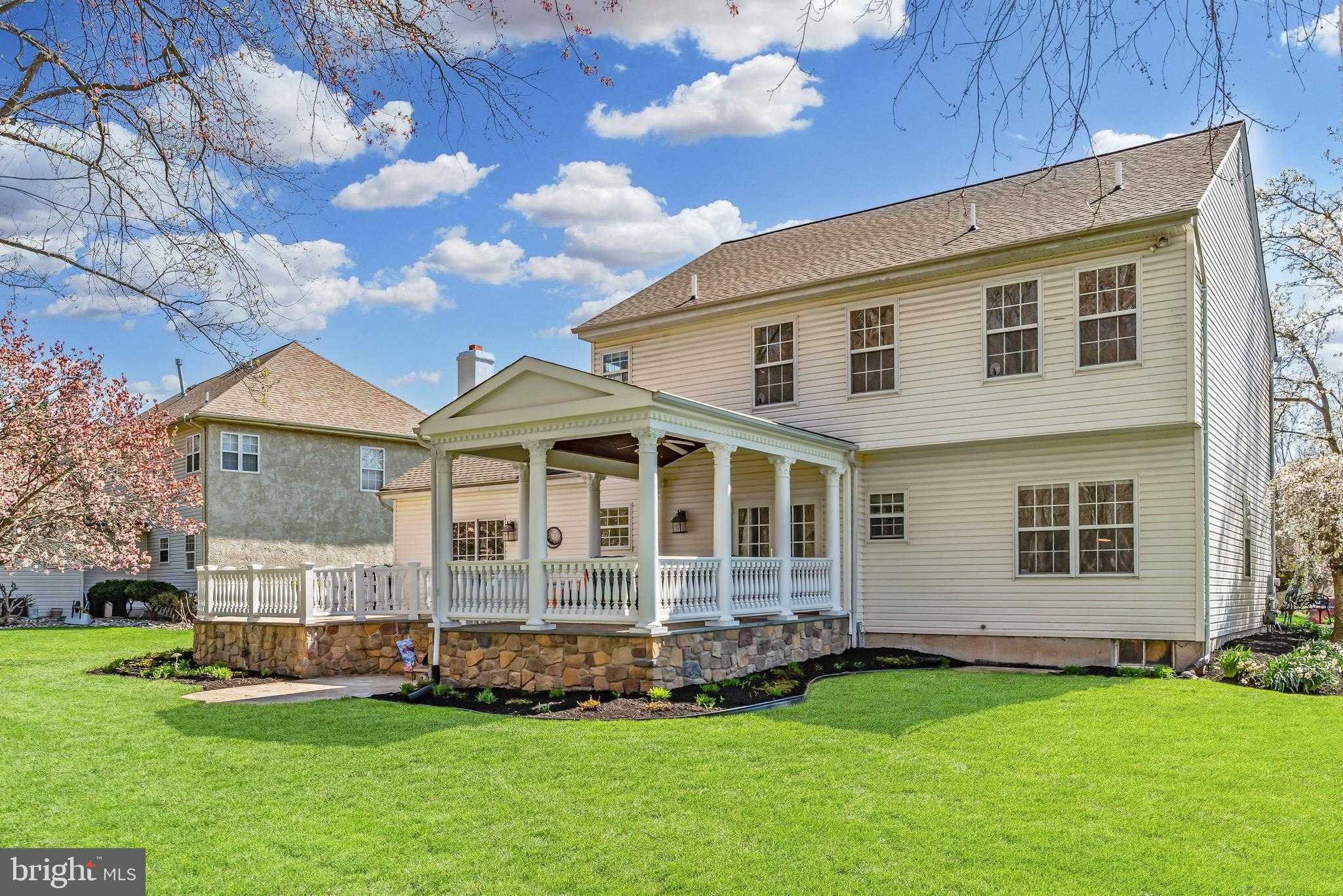 3805 E Brandon Way photo 14