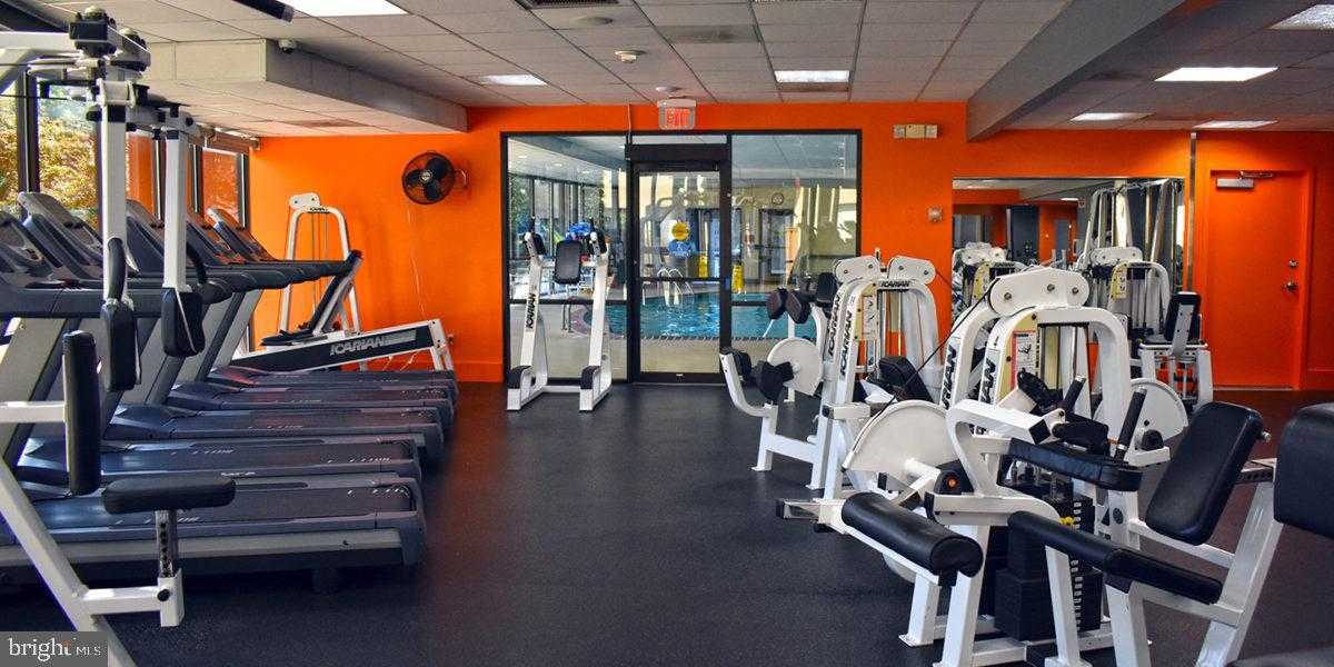 5225 Pooks Hill Rd photo 41