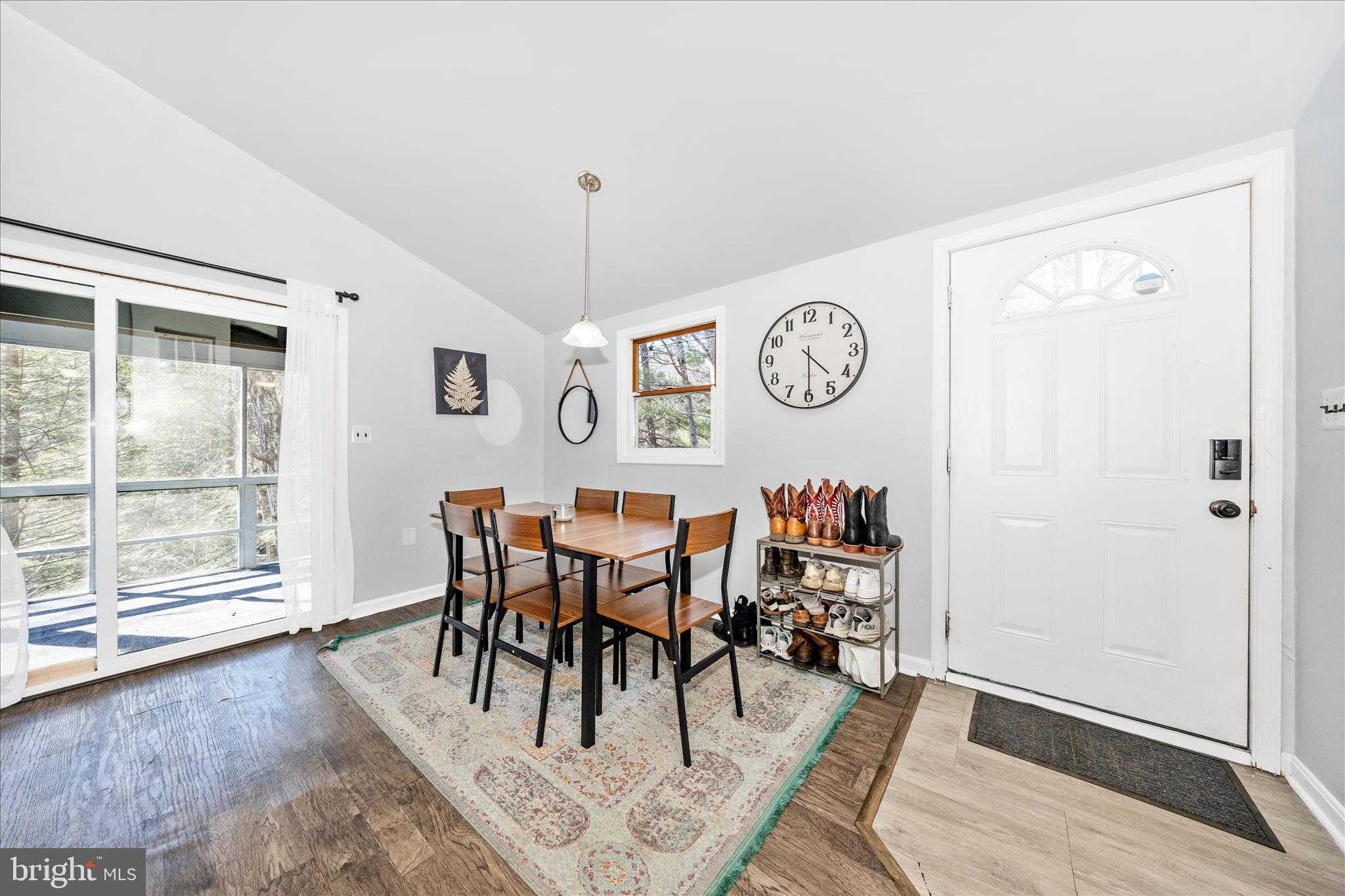 371 Oak Hill Rd photo 9