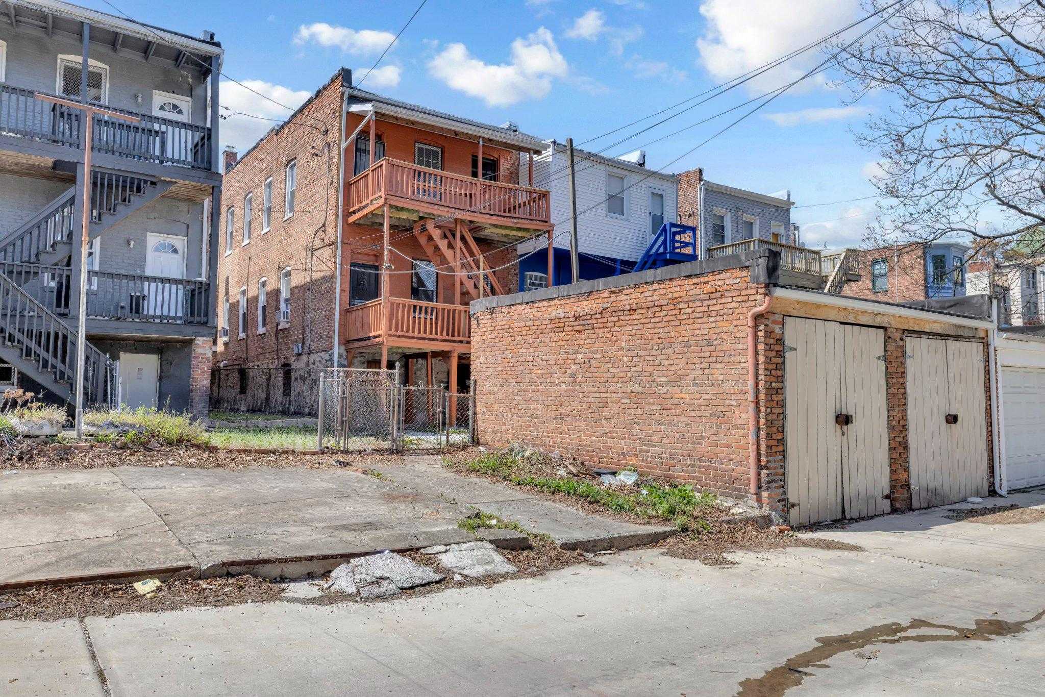 2417 Eutaw Pl photo 35