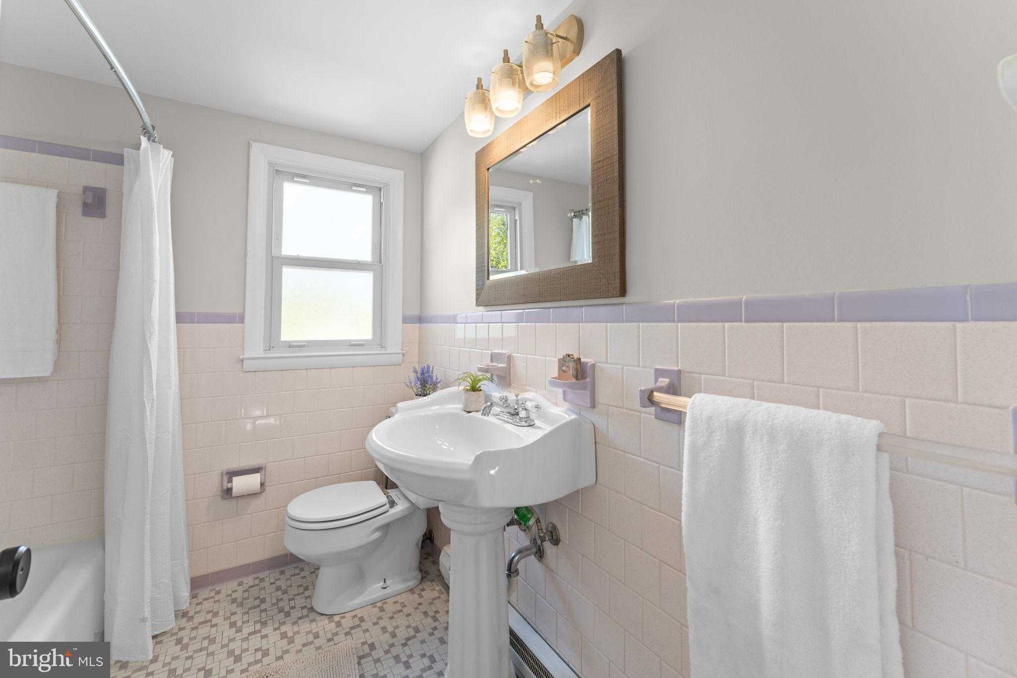 222 Chelsea Rd photo 38