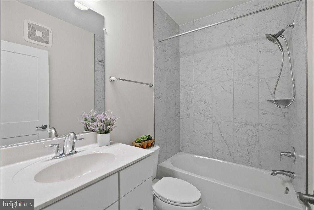 4128 Legato Rd photo 17