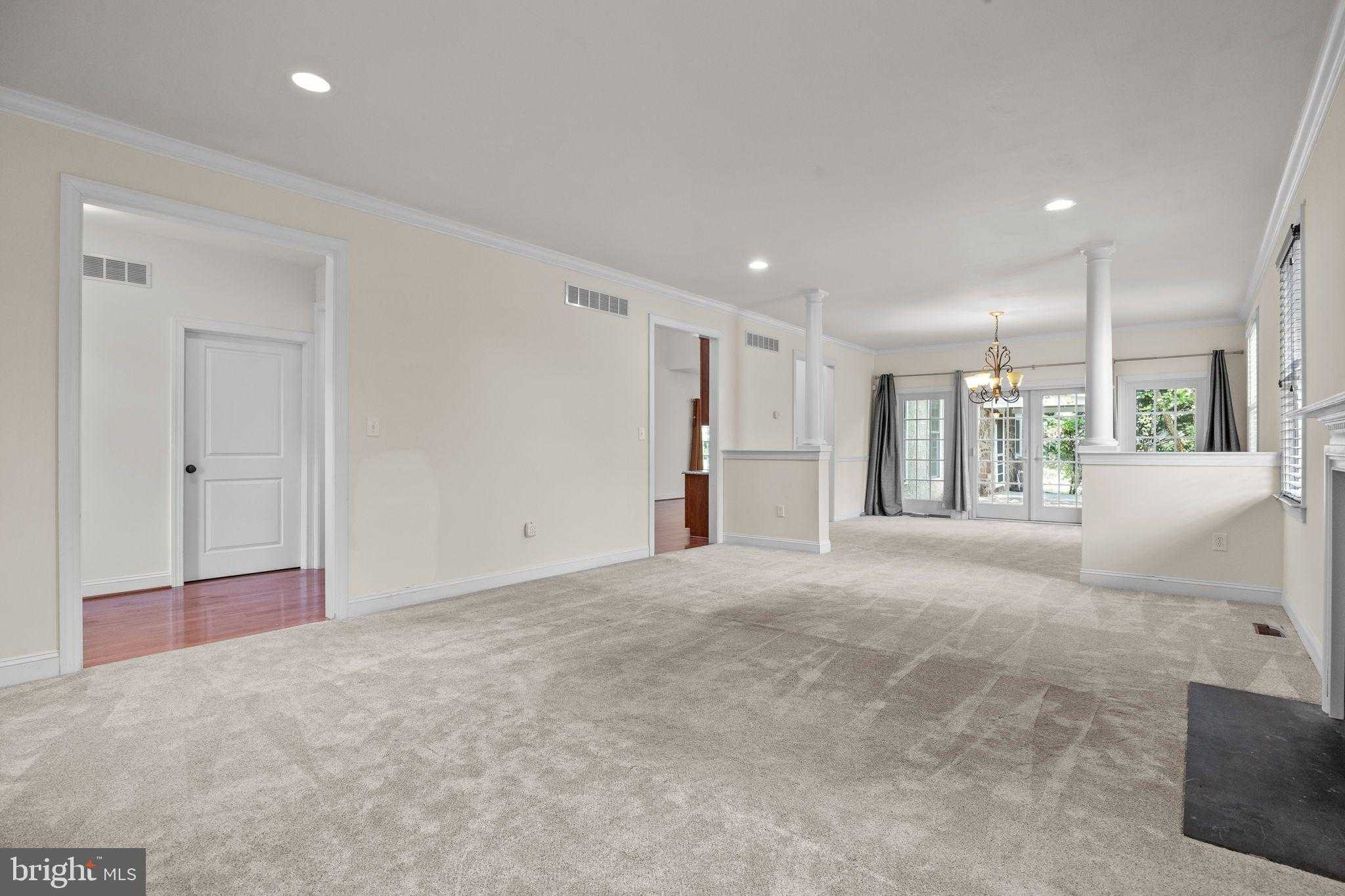 4223 Ferguson Dr photo 6