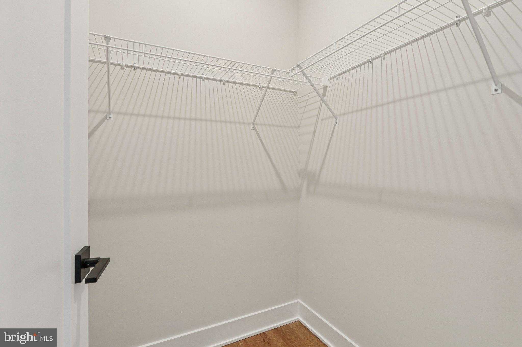 127 Alroy Rd photo 34