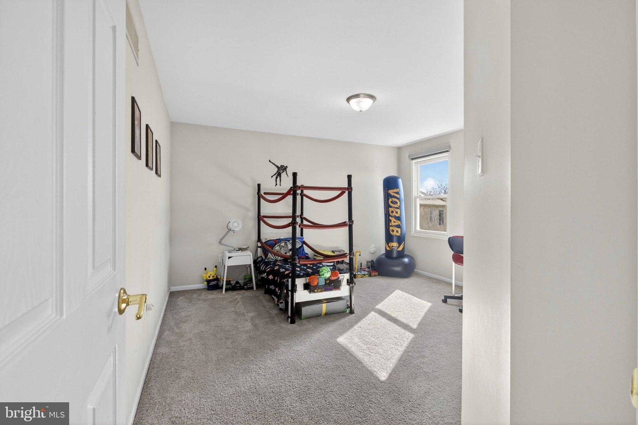 154 Hunsicker Dr photo 27