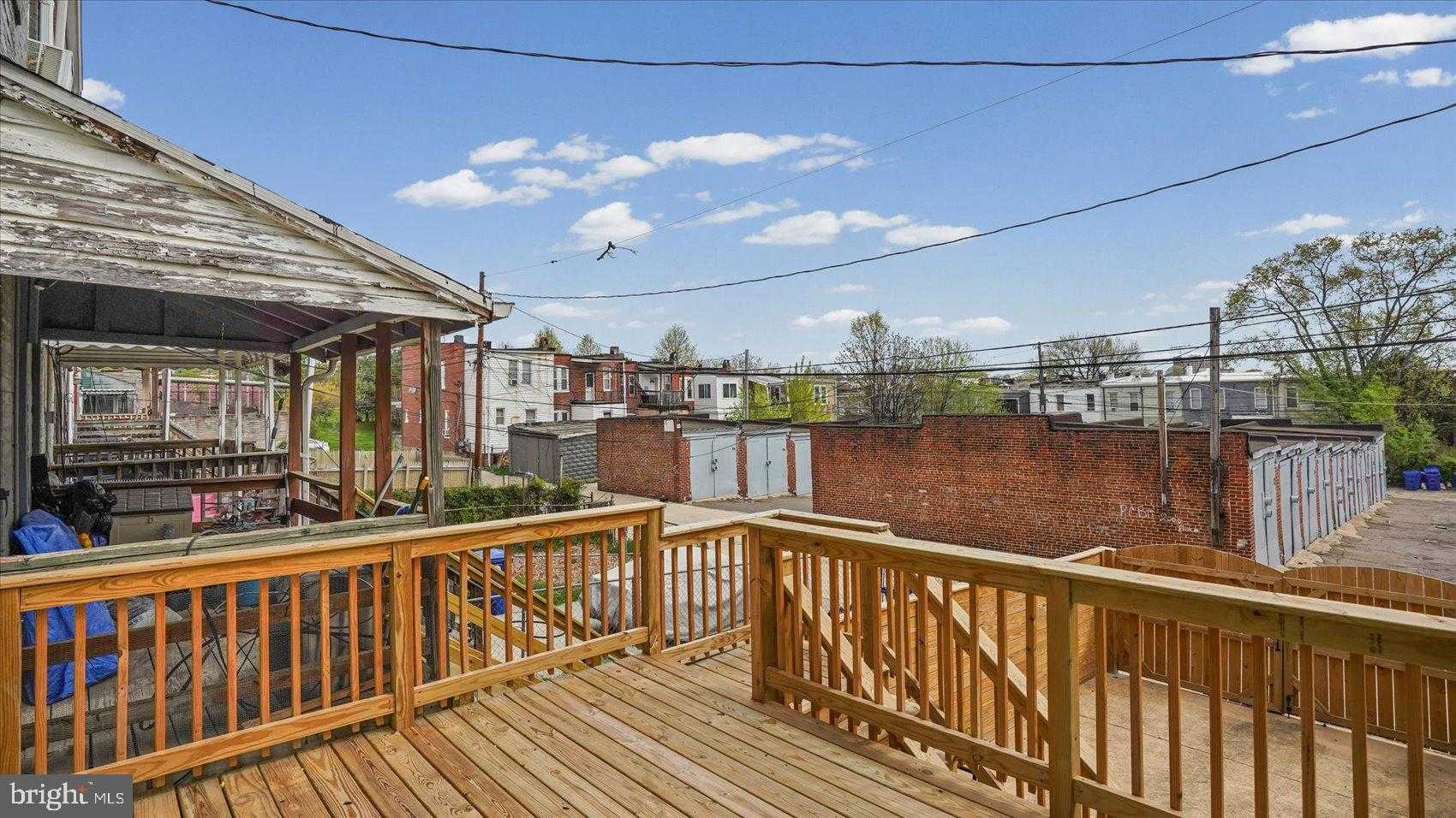 2117 N Smallwood St photo 33