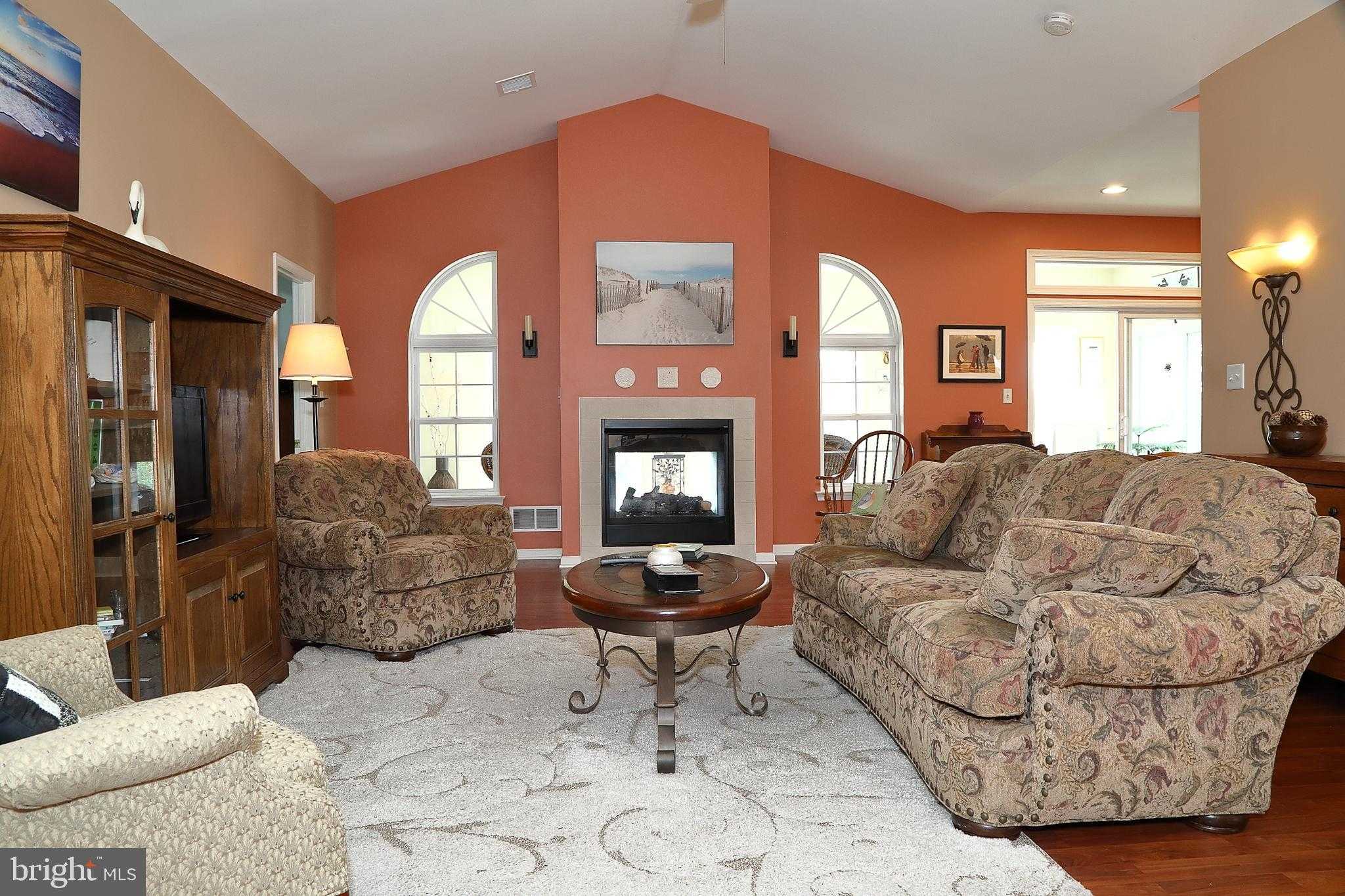 534 Blossom Trl photo 8