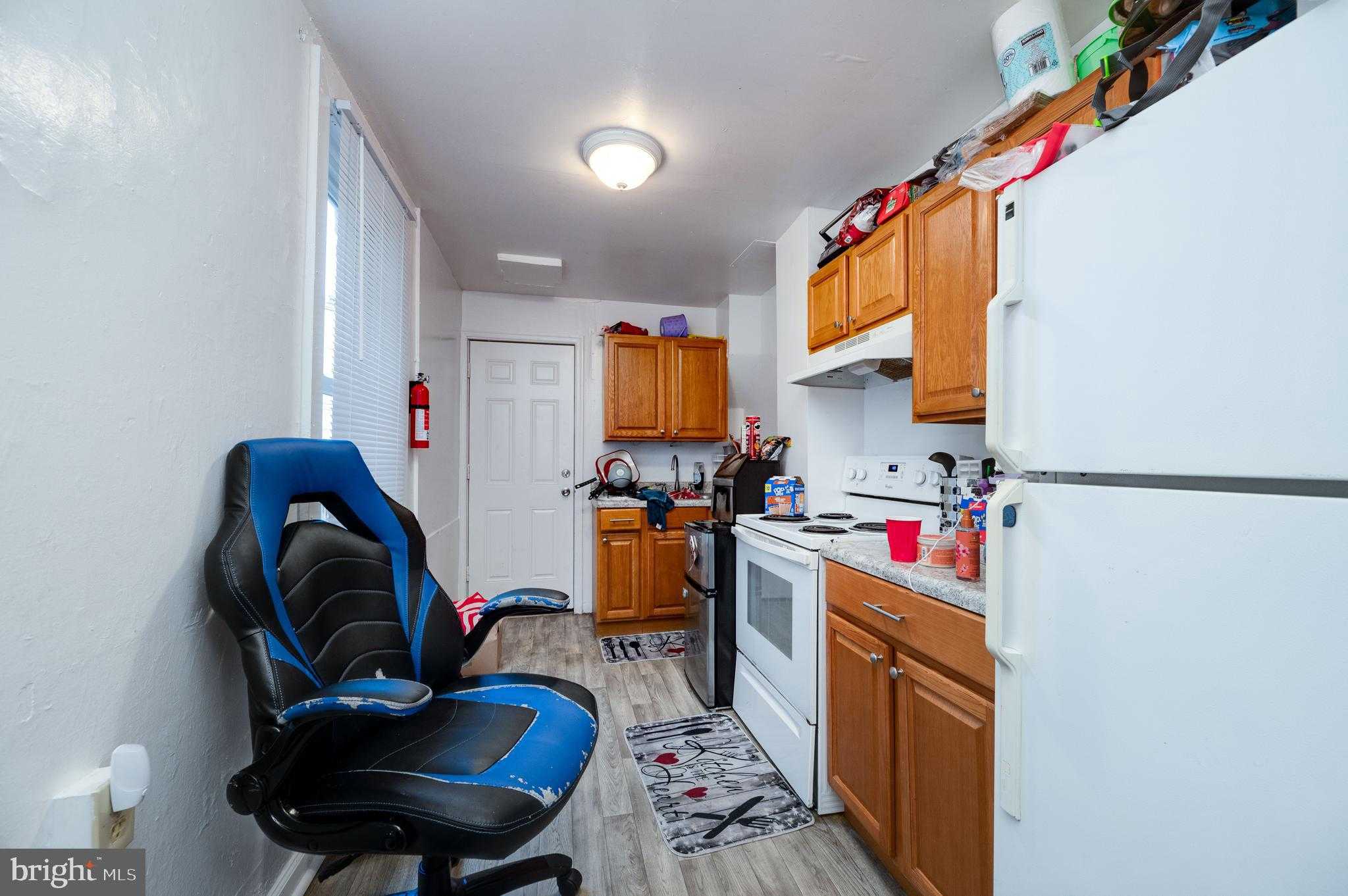 235 Hudson St photo 7