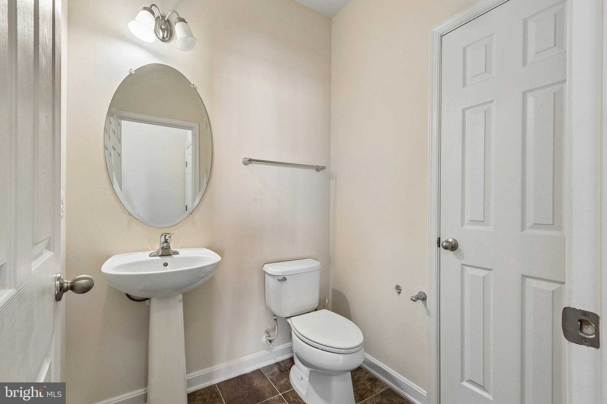 9581 Center St photo 14