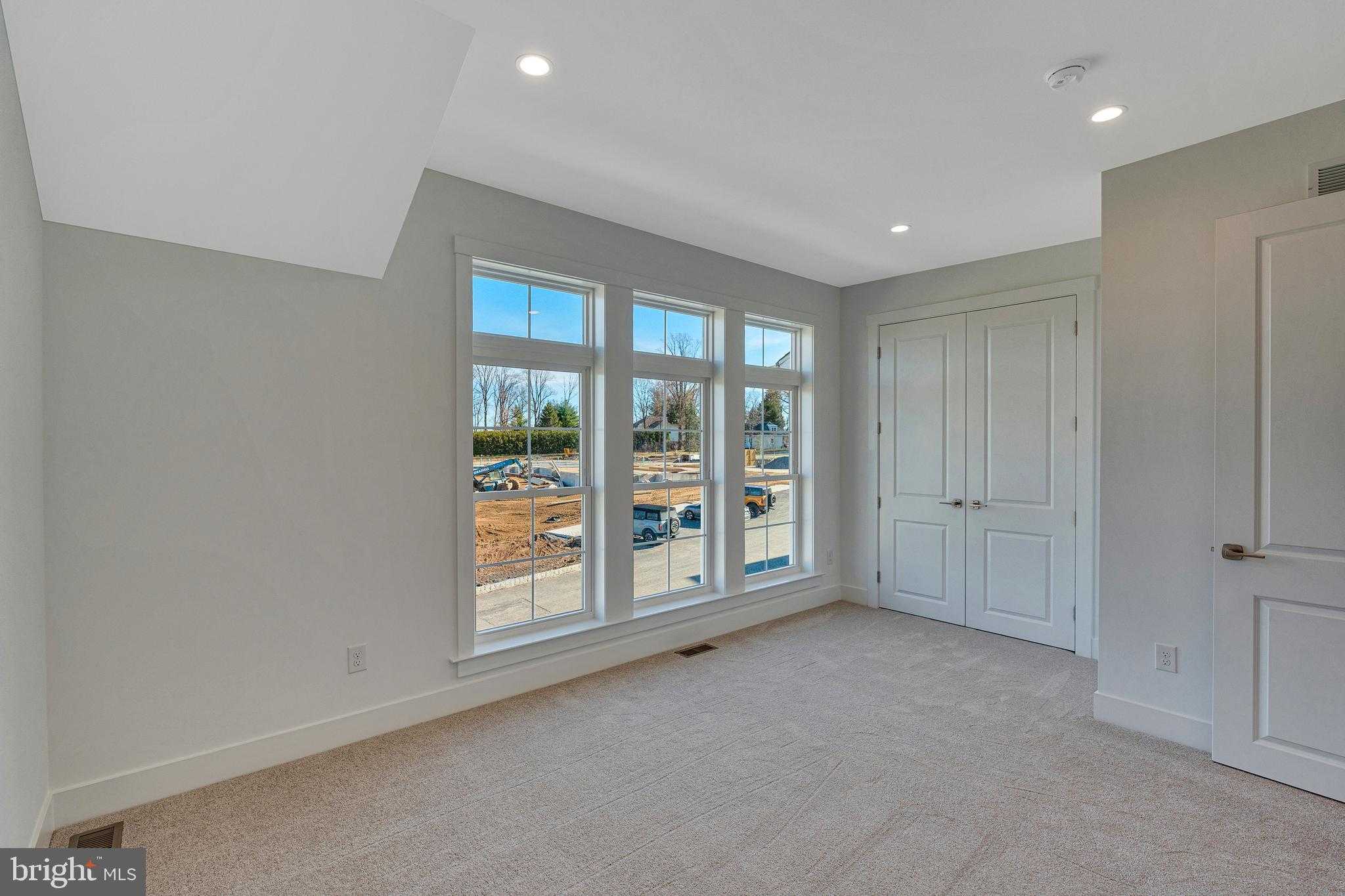 9 Bryce Way photo 13