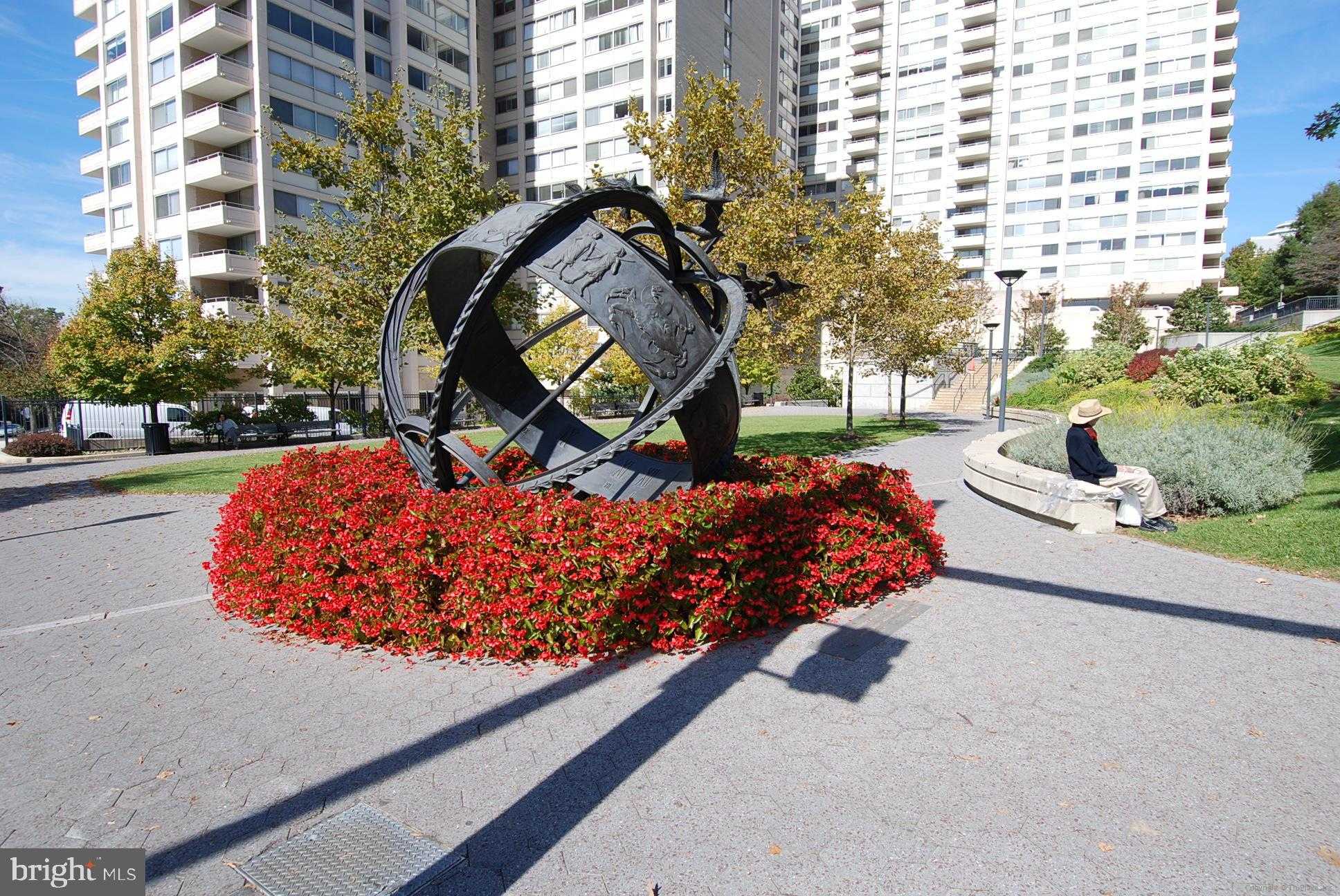 5500 Friendship Blvd photo 16