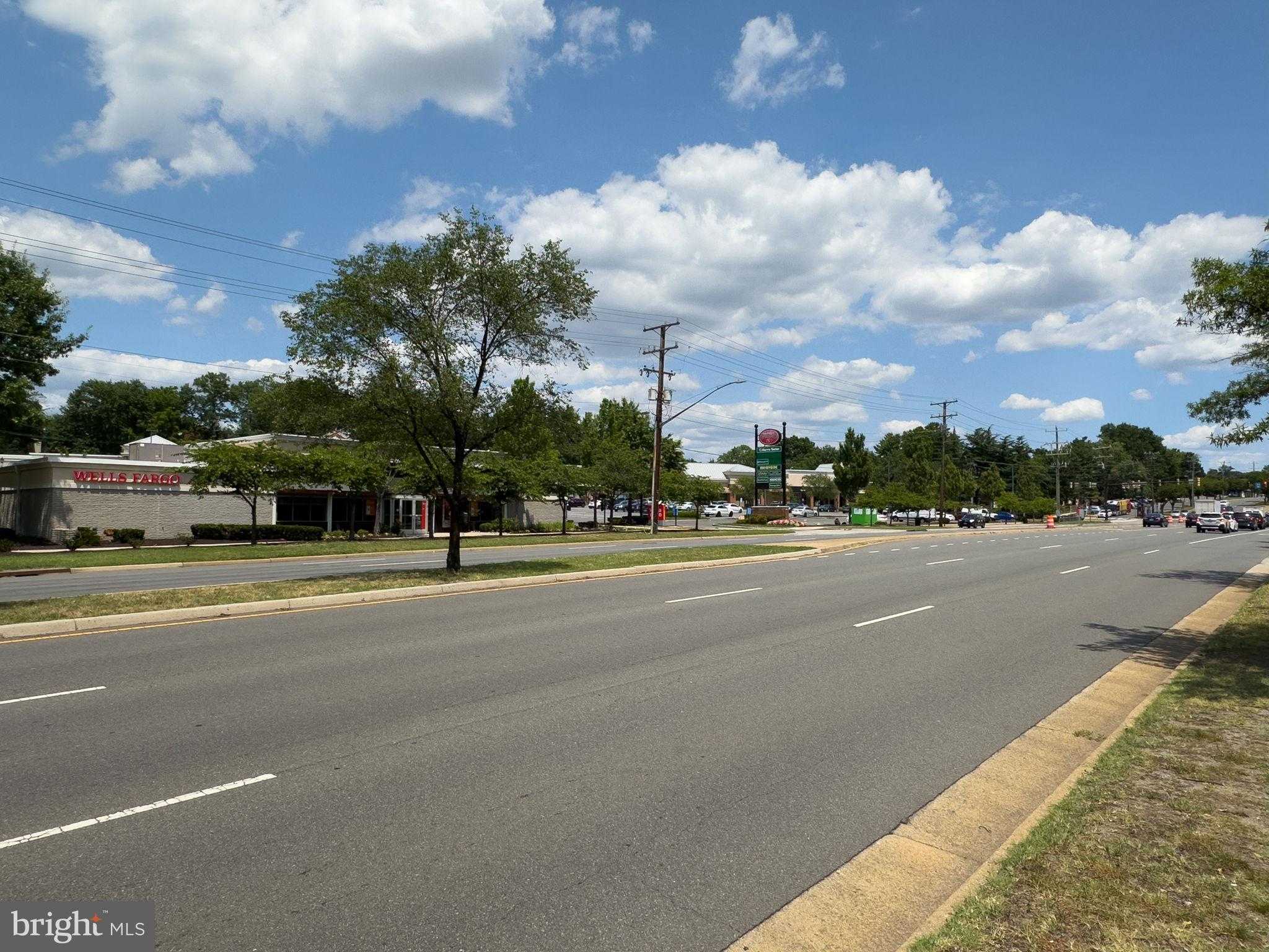 4600 Duke St Apt 519 photo 44