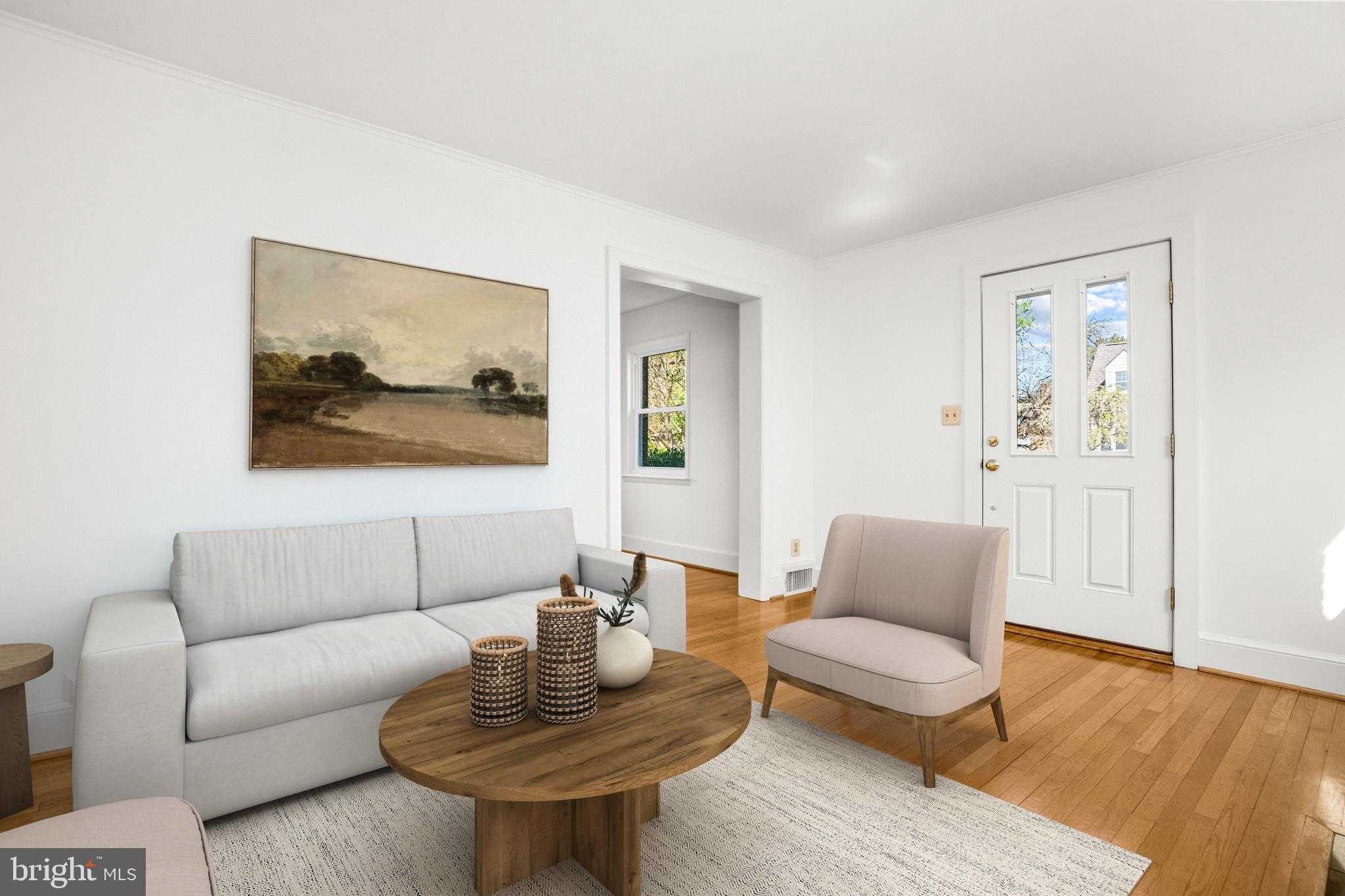 3712 2nd St S photo 2