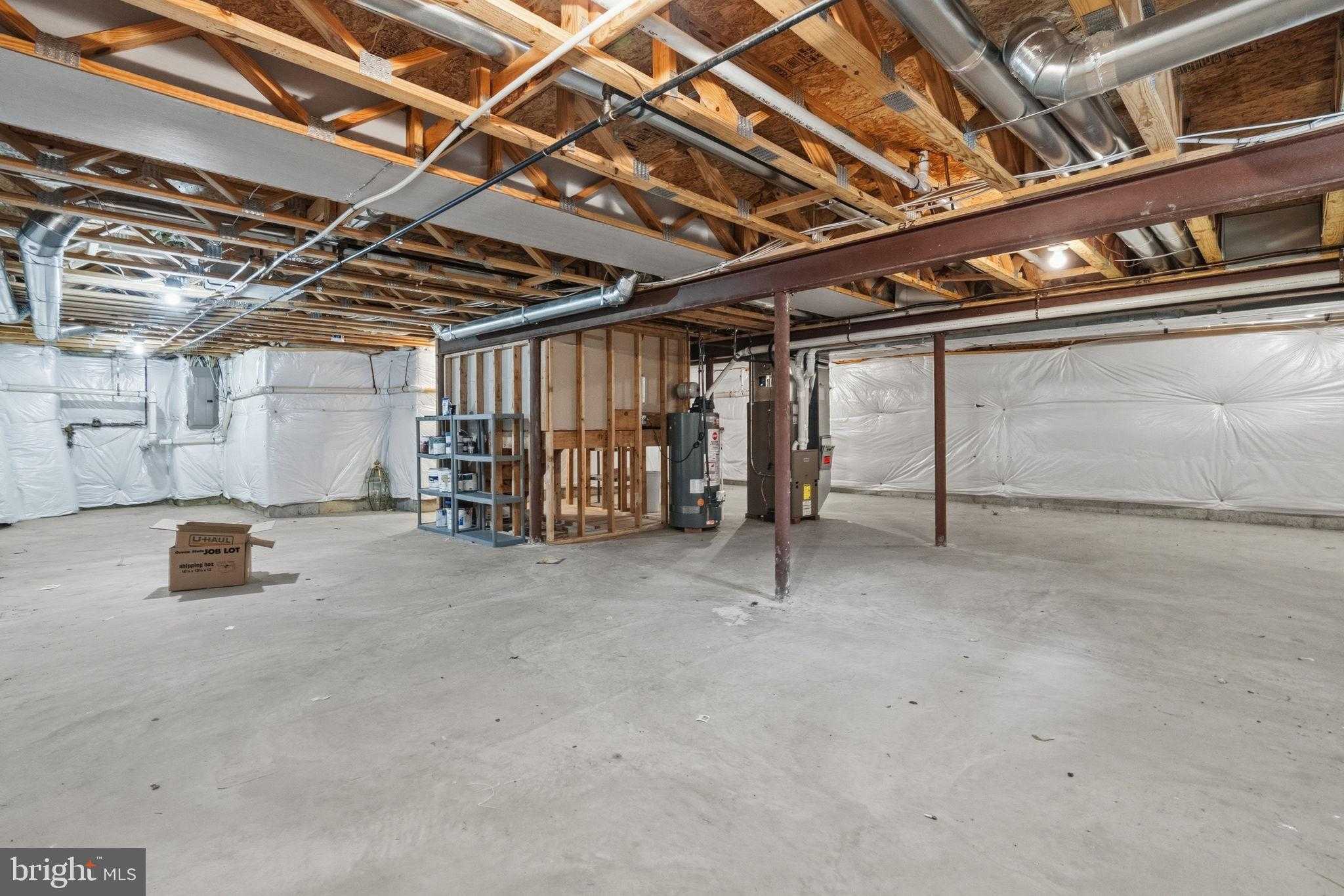 705 E Kennedy Rd photo 33