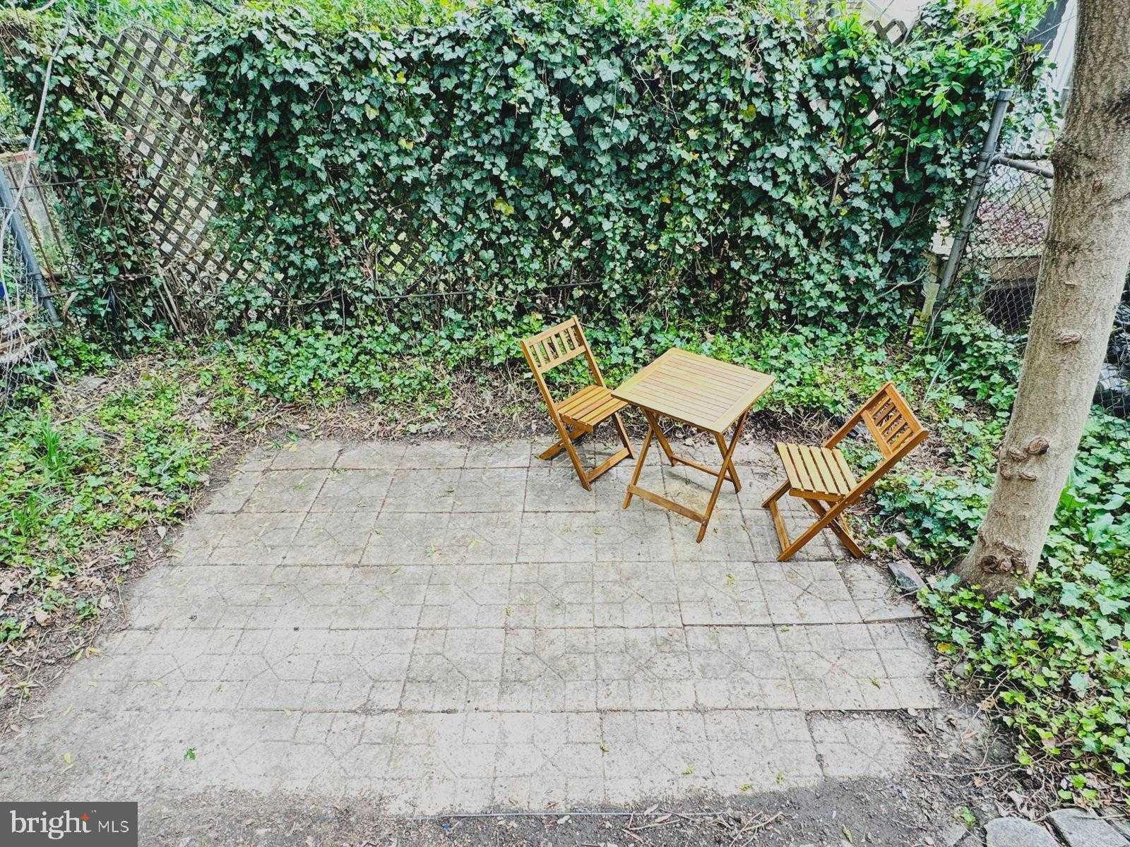 413 S 51st St photo 37