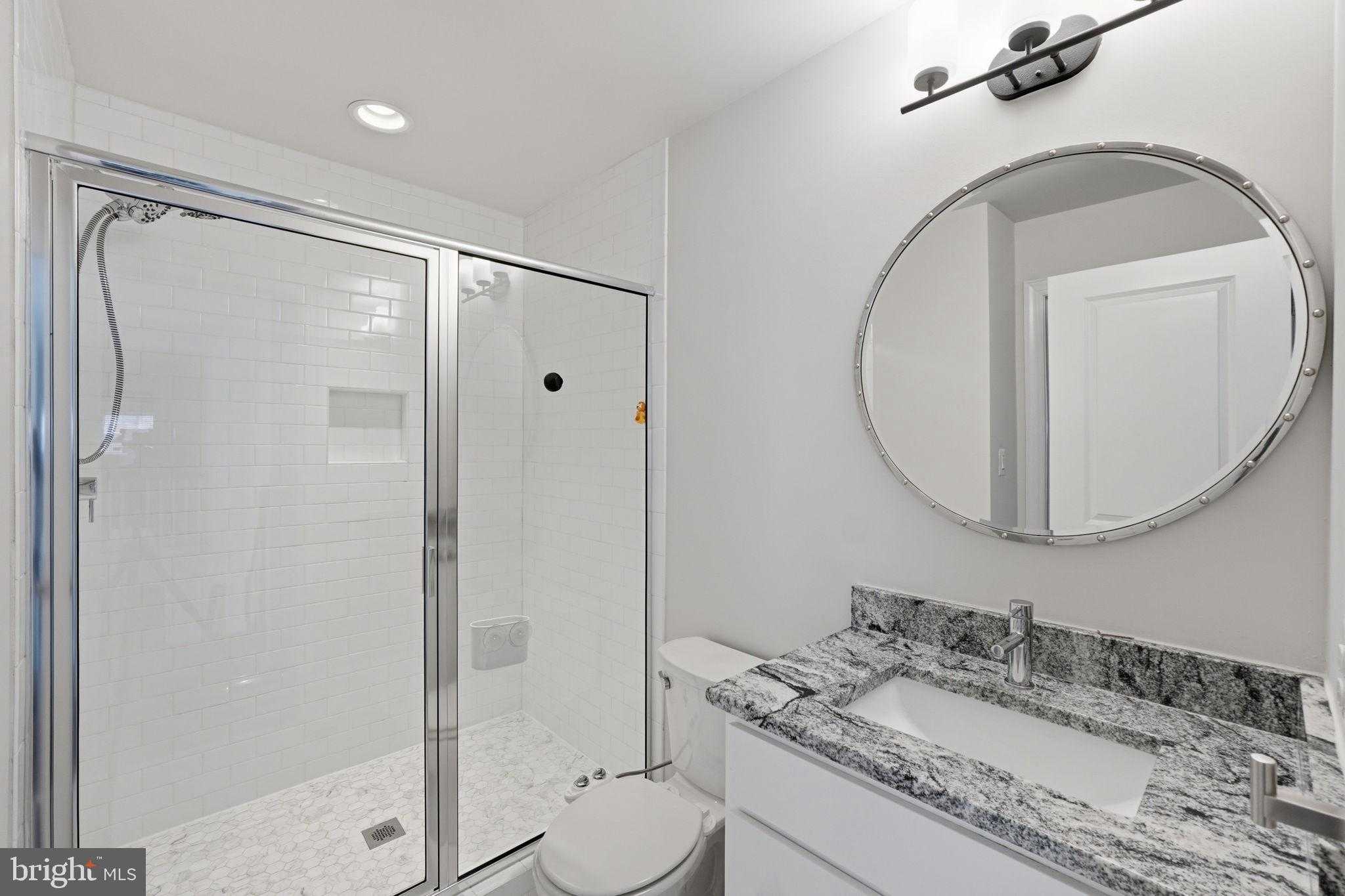 11801 Dinwiddie Dr photo 32