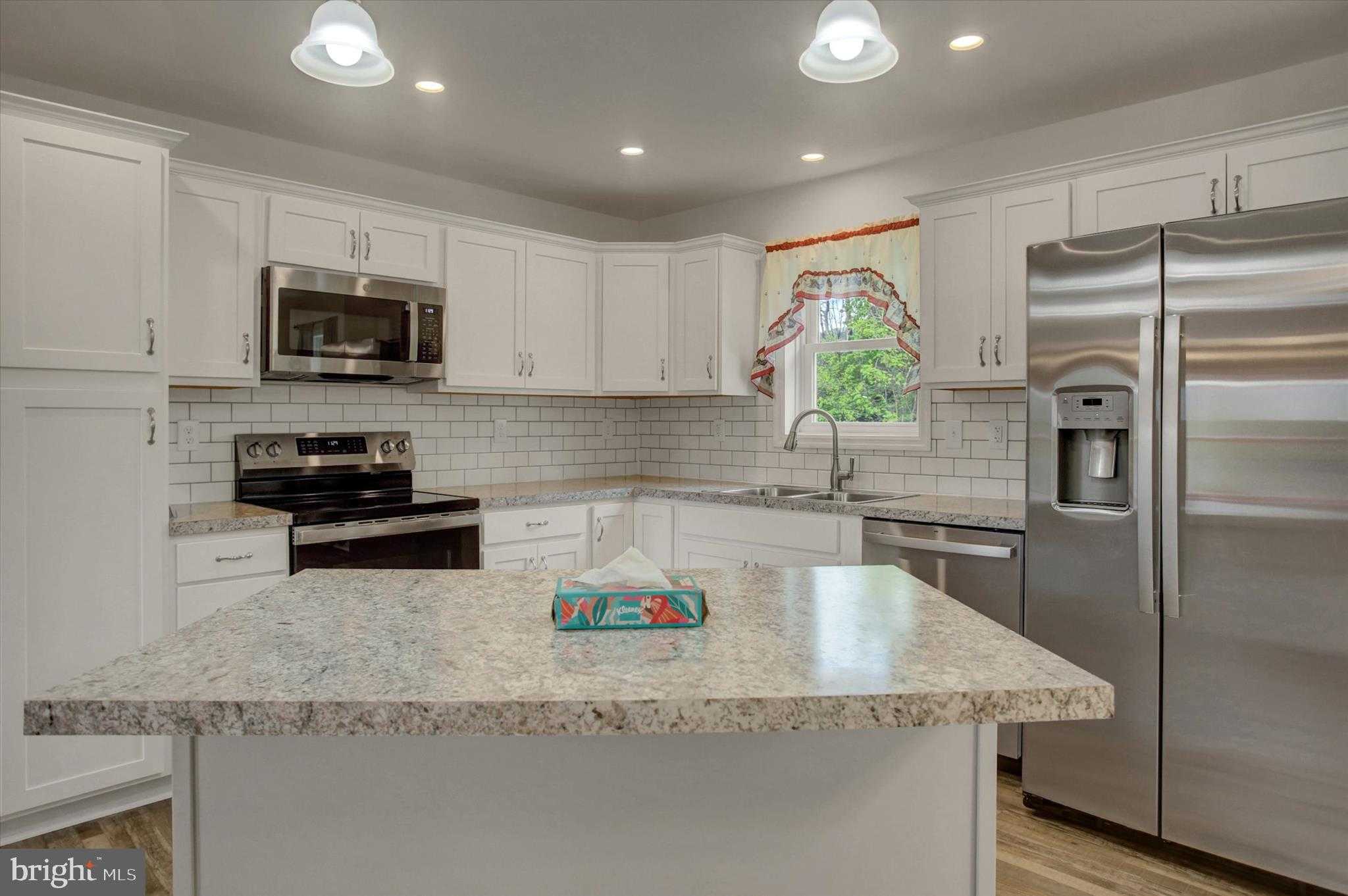 19 Brooklyn Dr photo 7