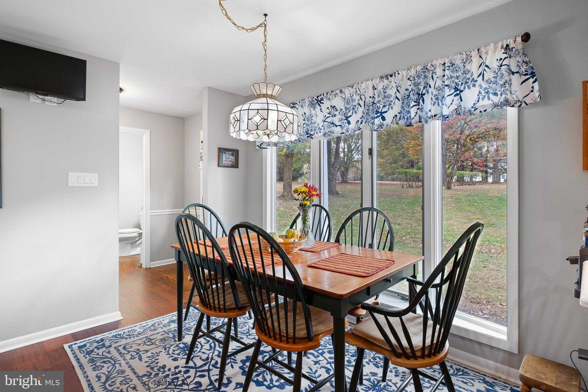 5 Old Orchard Ln photo 7