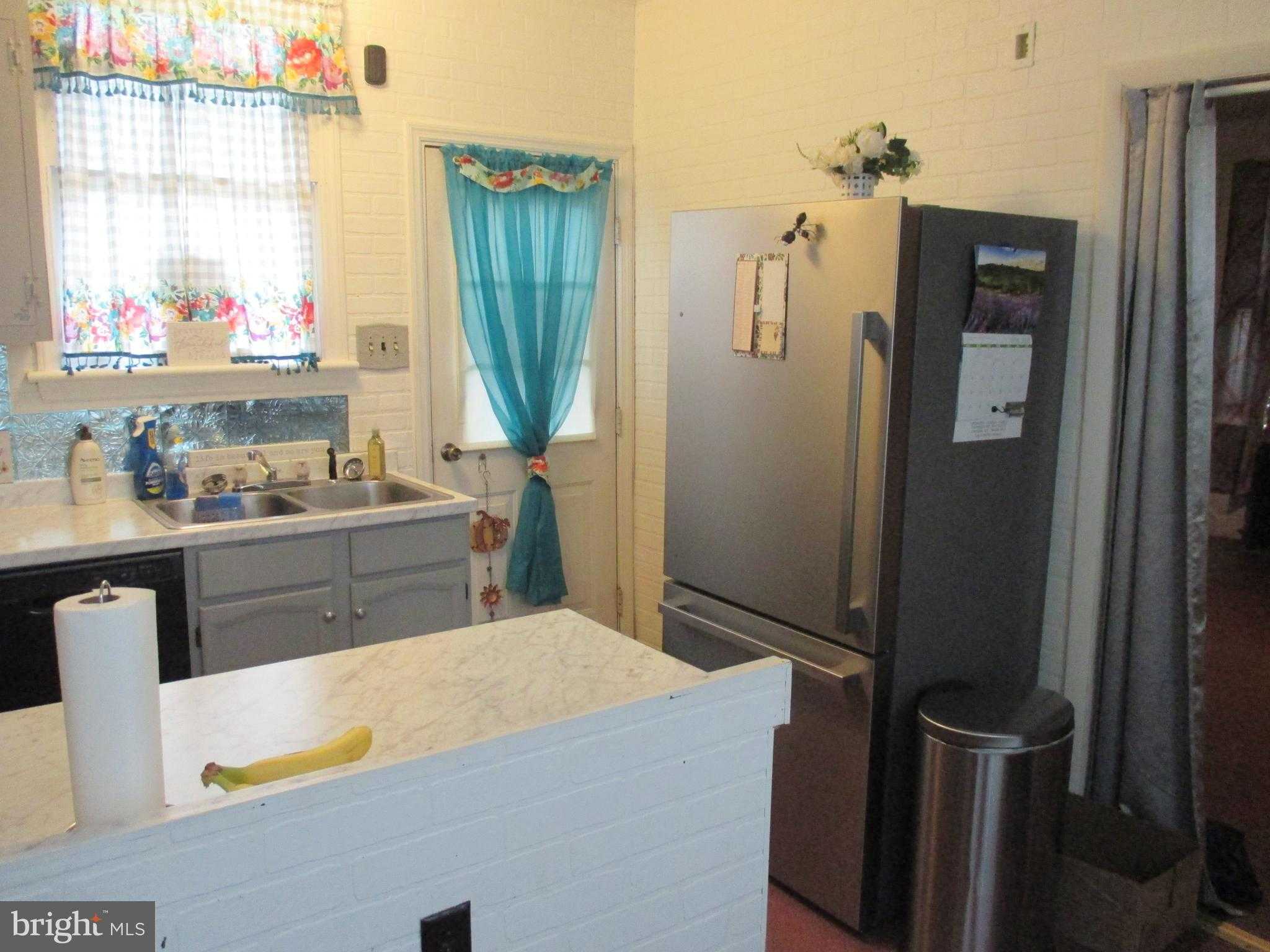 333 Pratt St photo 4