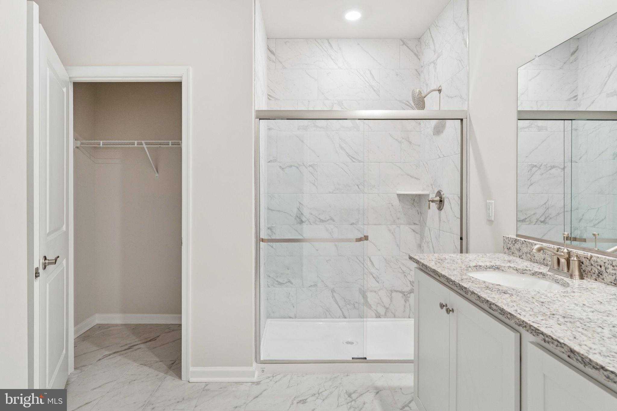 Sterling Way photo 30