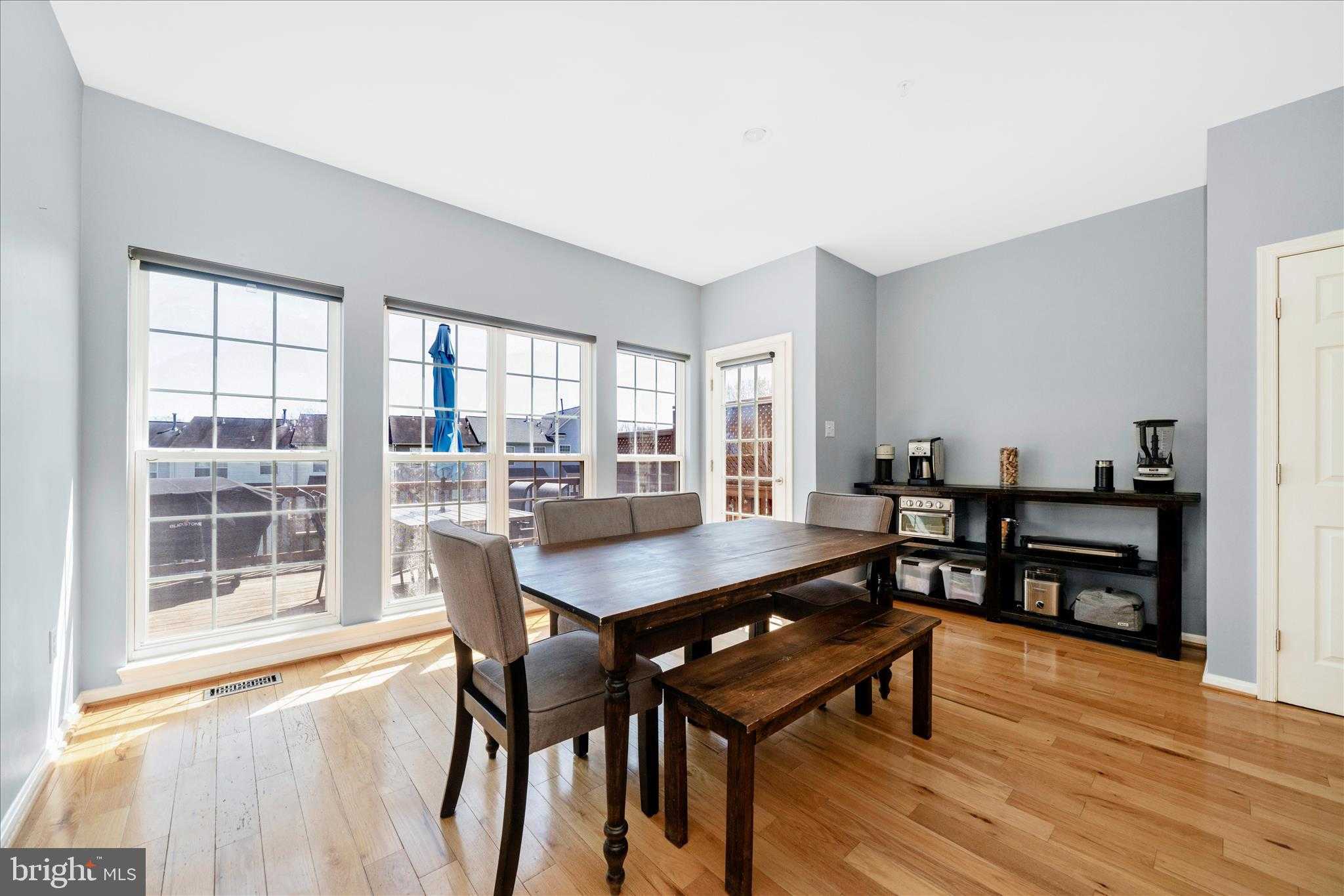 584 Ellison CT photo 18