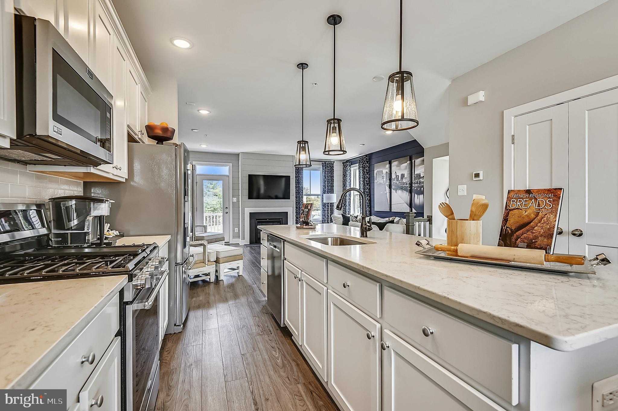 16605 Breezeway Aly photo 8