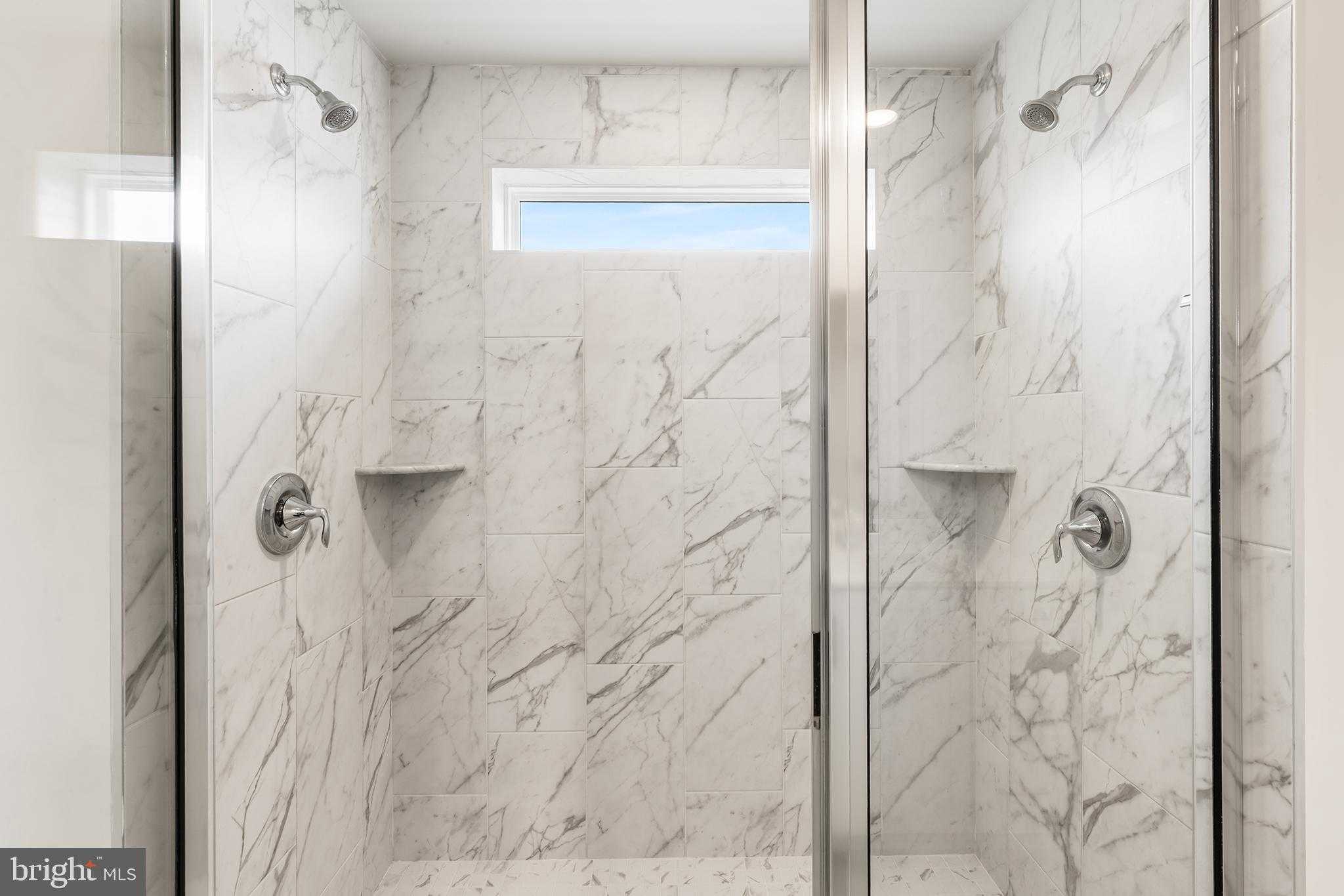 423 Emerald CT photo 30