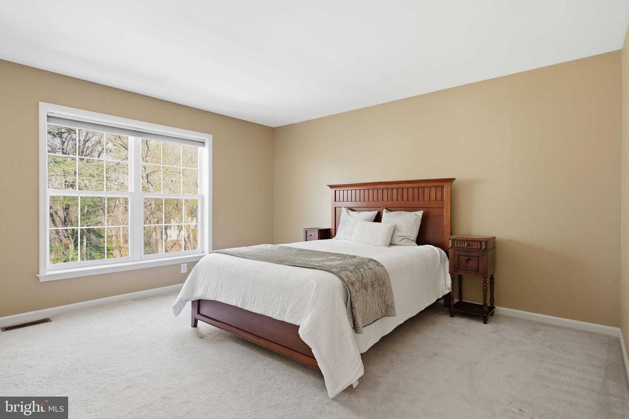 520 Sunset Hollow Rd photo 43