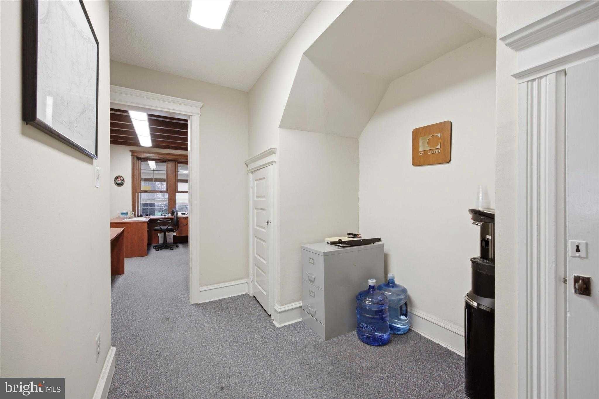 502 Darby Rd photo 14