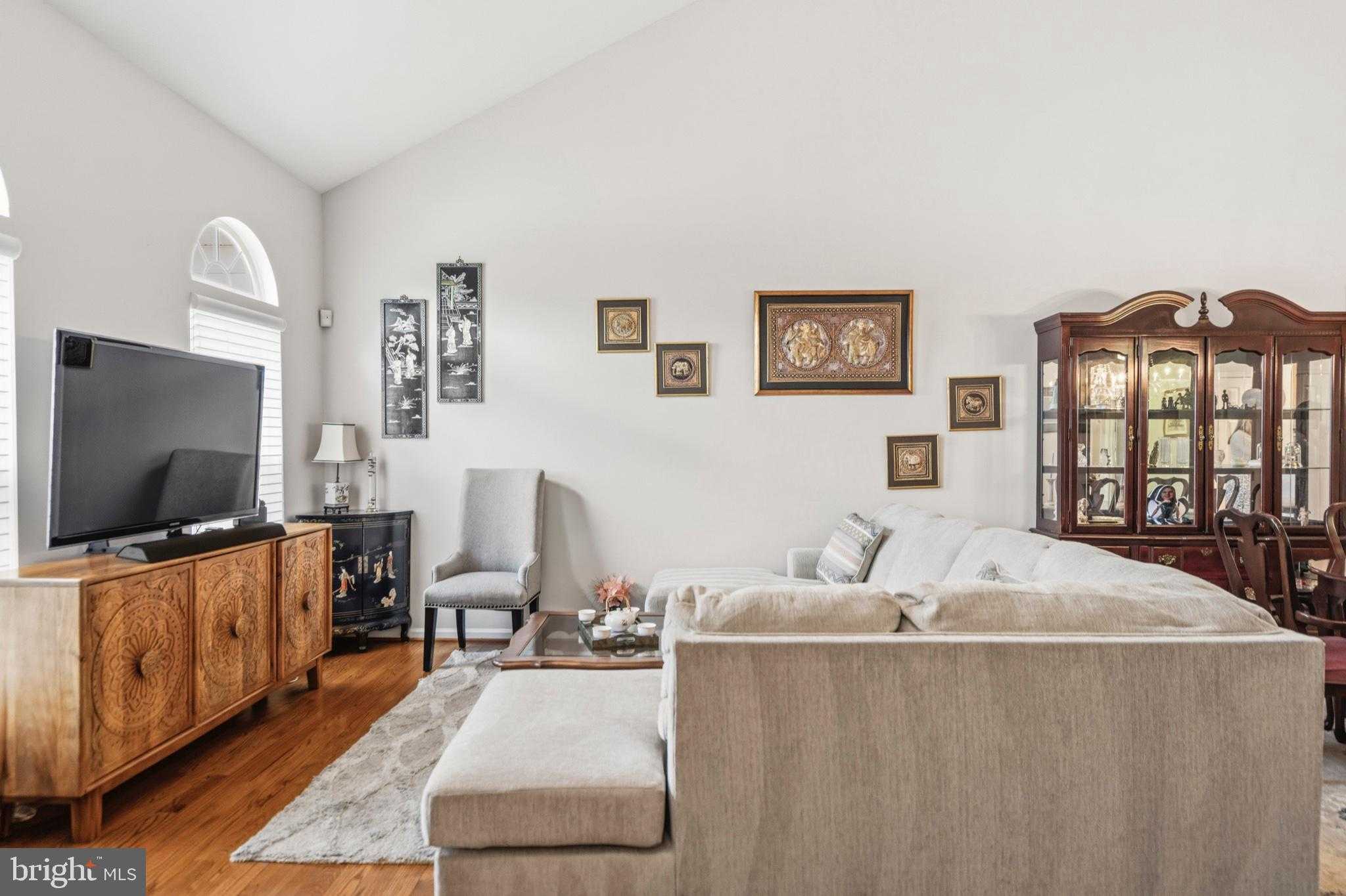 44474 Livonia Ter photo 4