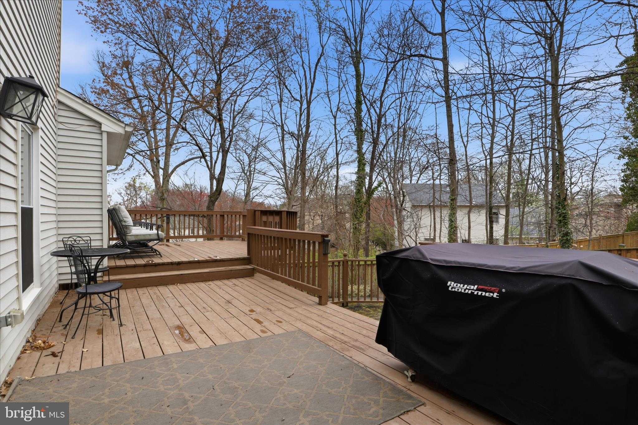 7599 Woodstown Dr photo 10