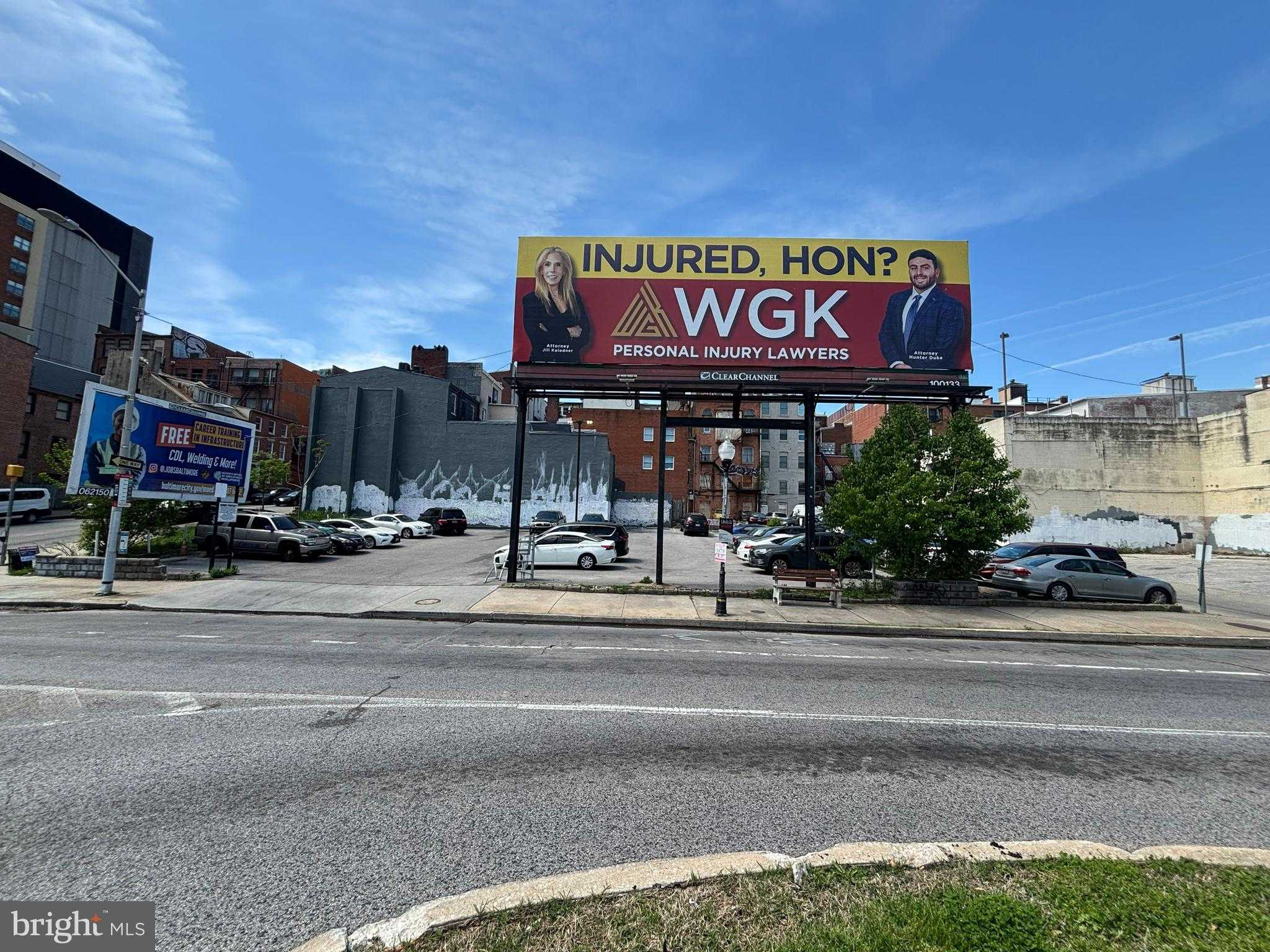 406 Saint Paul St photo 2