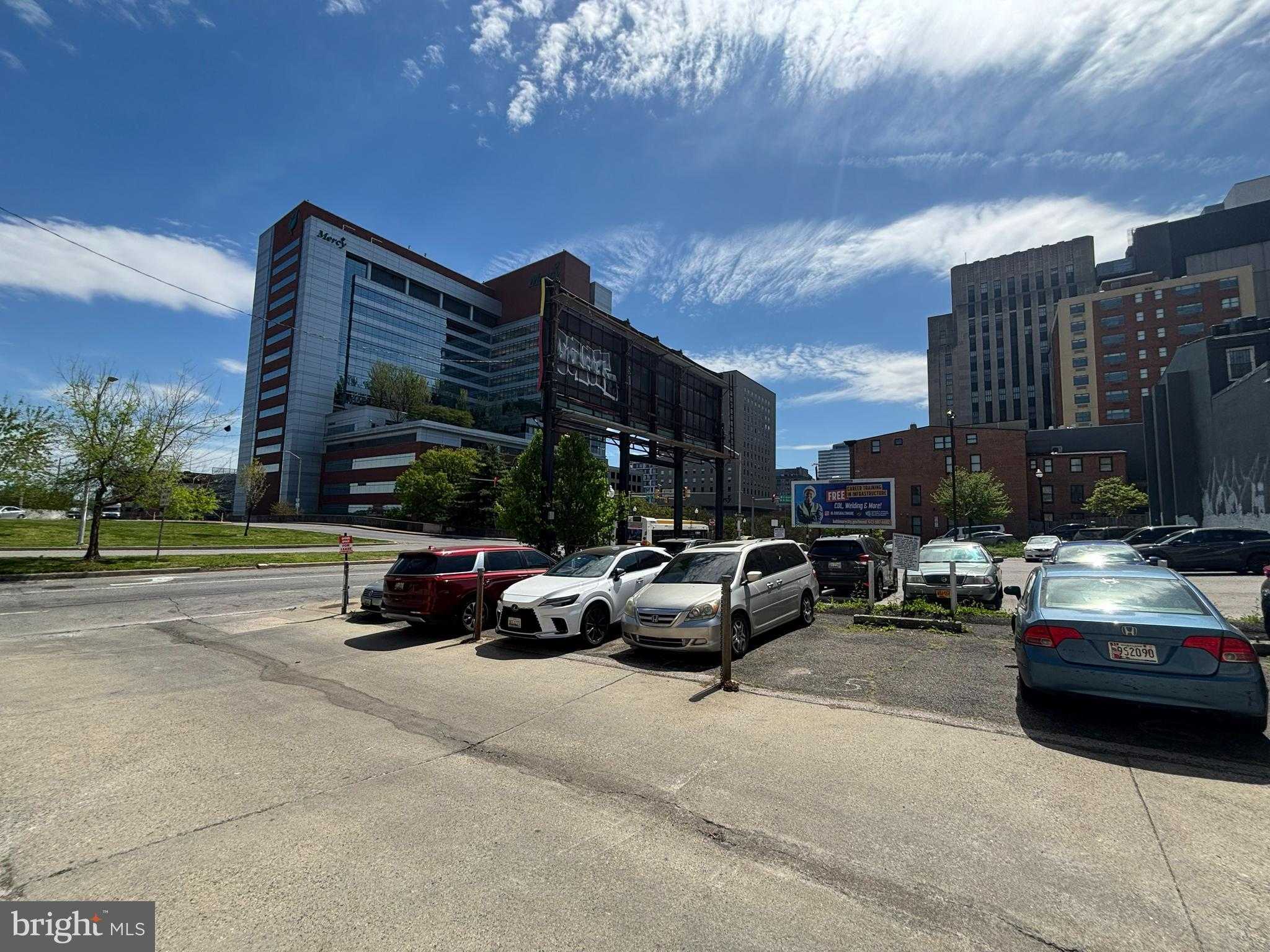 406 Saint Paul St photo 7