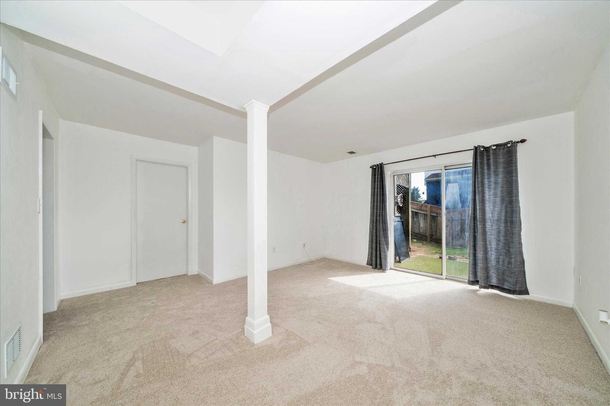 8801 Eureka Ln photo 35