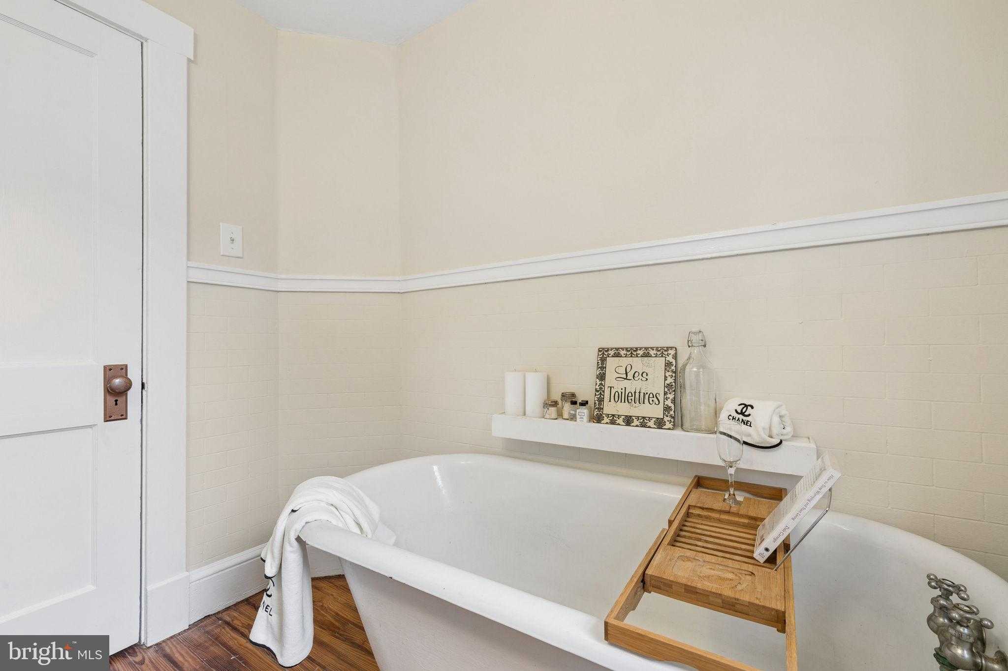 707 E Cork St photo 34