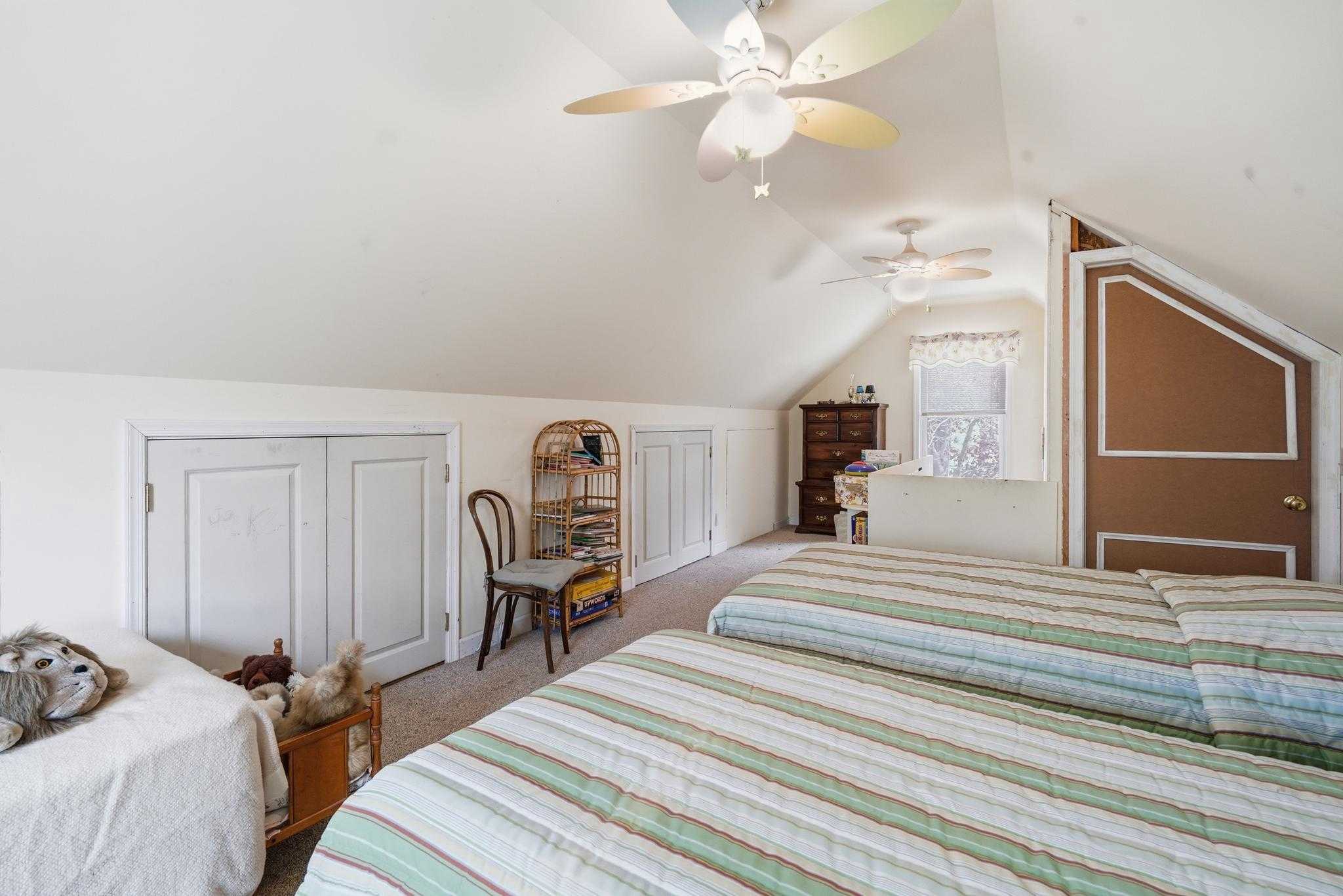 14136 Kentmore Park Rd photo 18