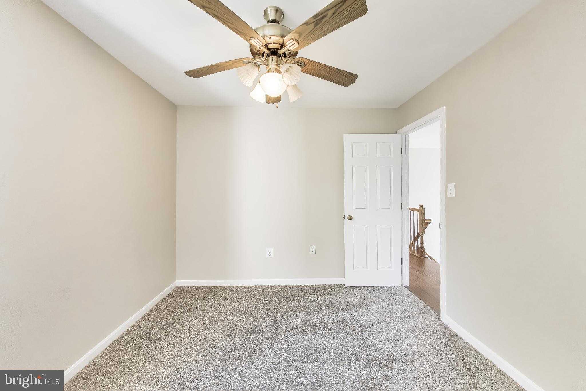 7905 Oxfarm CT photo 35